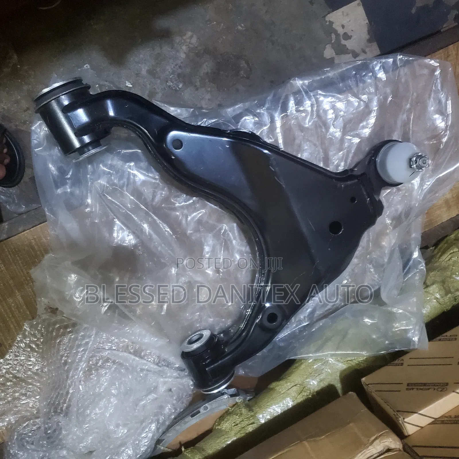 Original Lower Arm for Toyota Prado 2010 / 2019