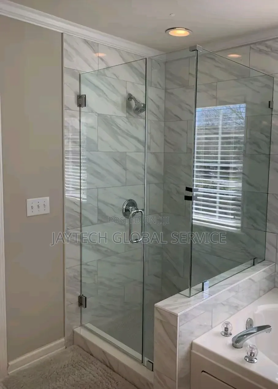 Glass Shower Cubicle