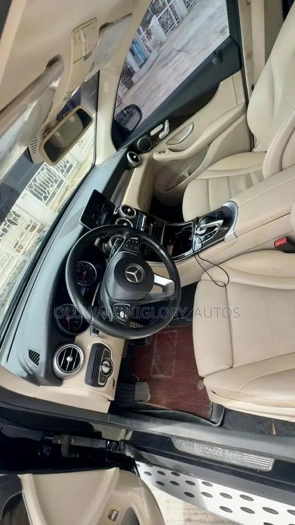 Mercedes-Benz GLC-Class 2017 Black