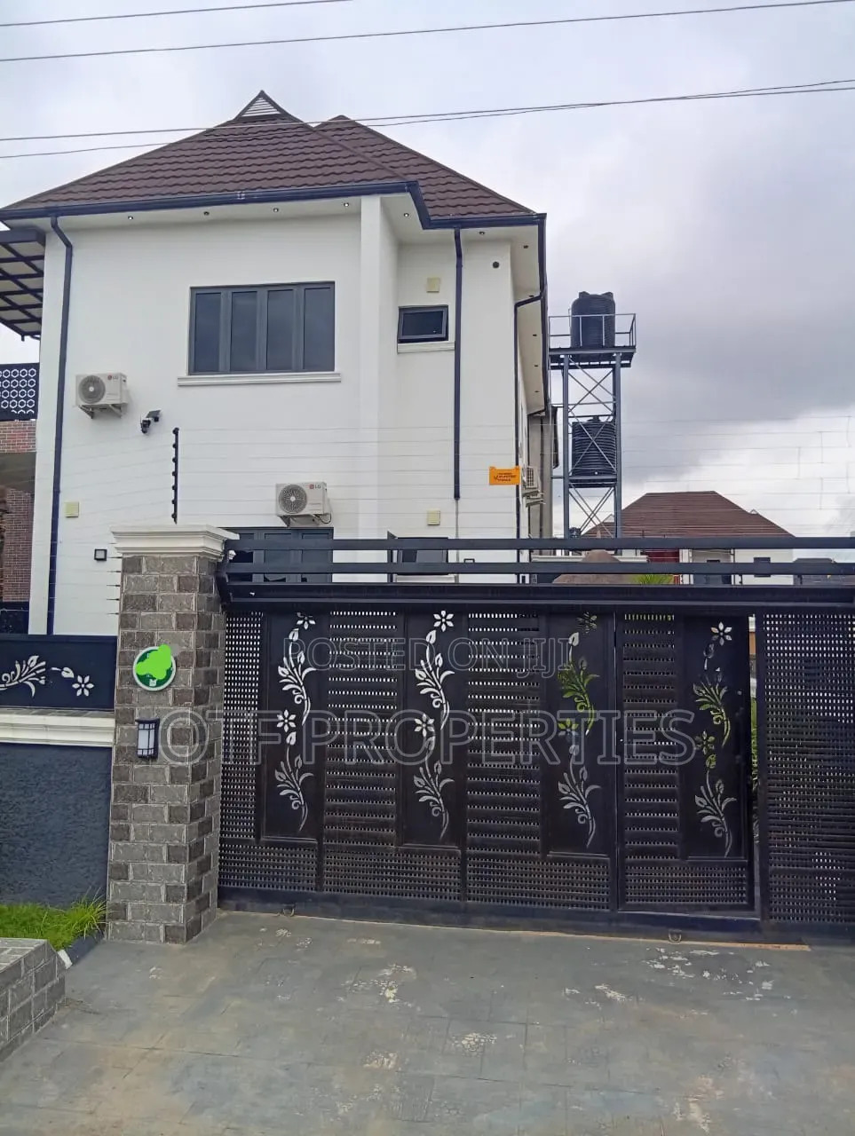 4bdrm Duplex in Fo1,Kubwa for sale