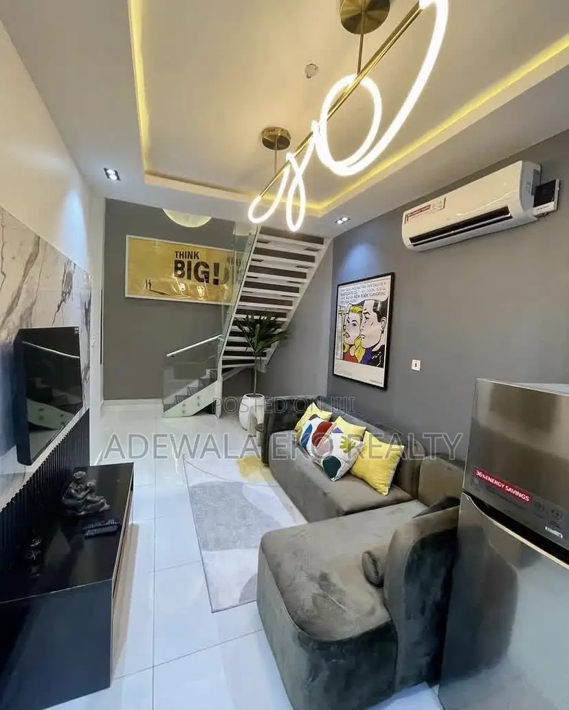 1Bedroom Loft in Lekki Phase 1 - Off Admiralty