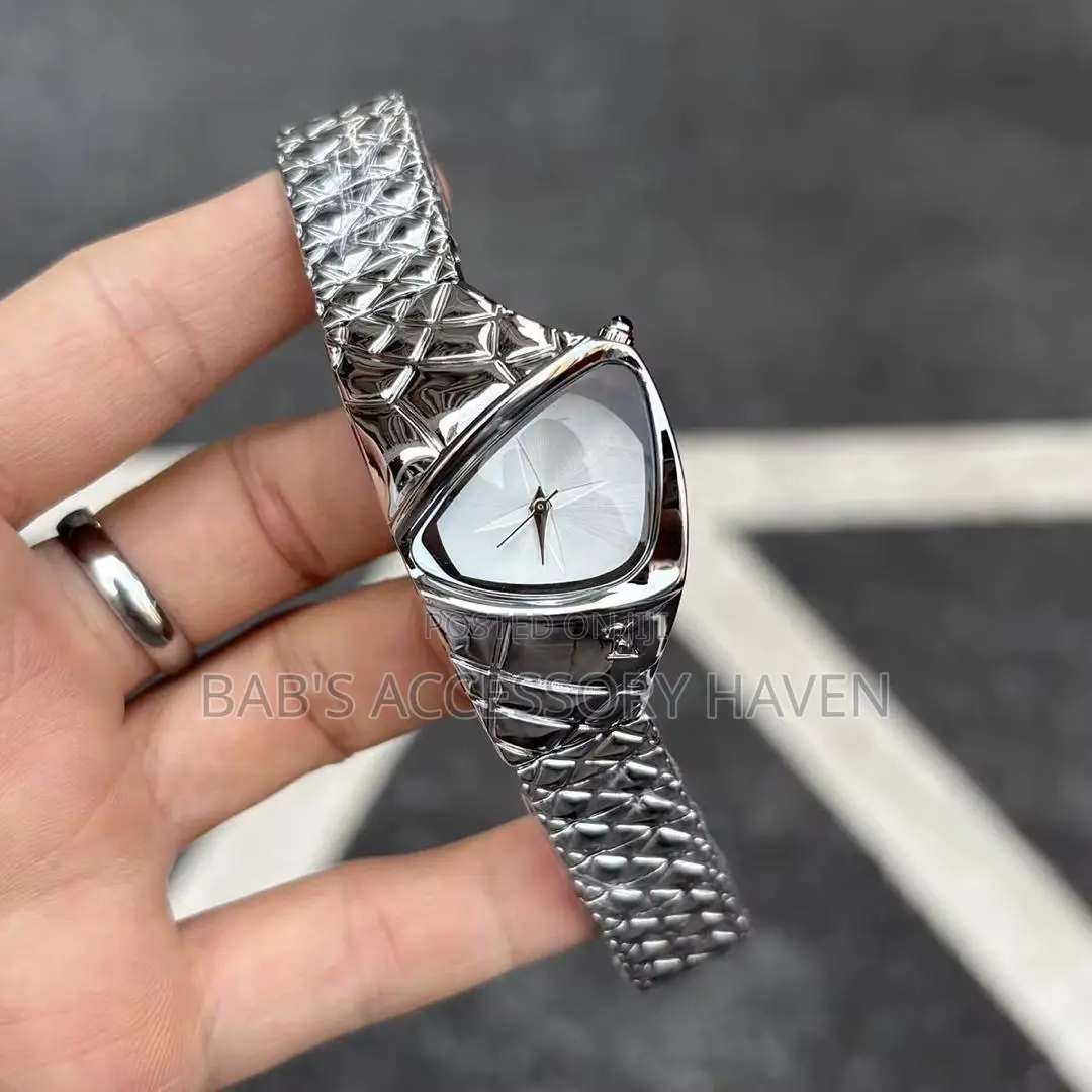 High Quality Y2k Watch