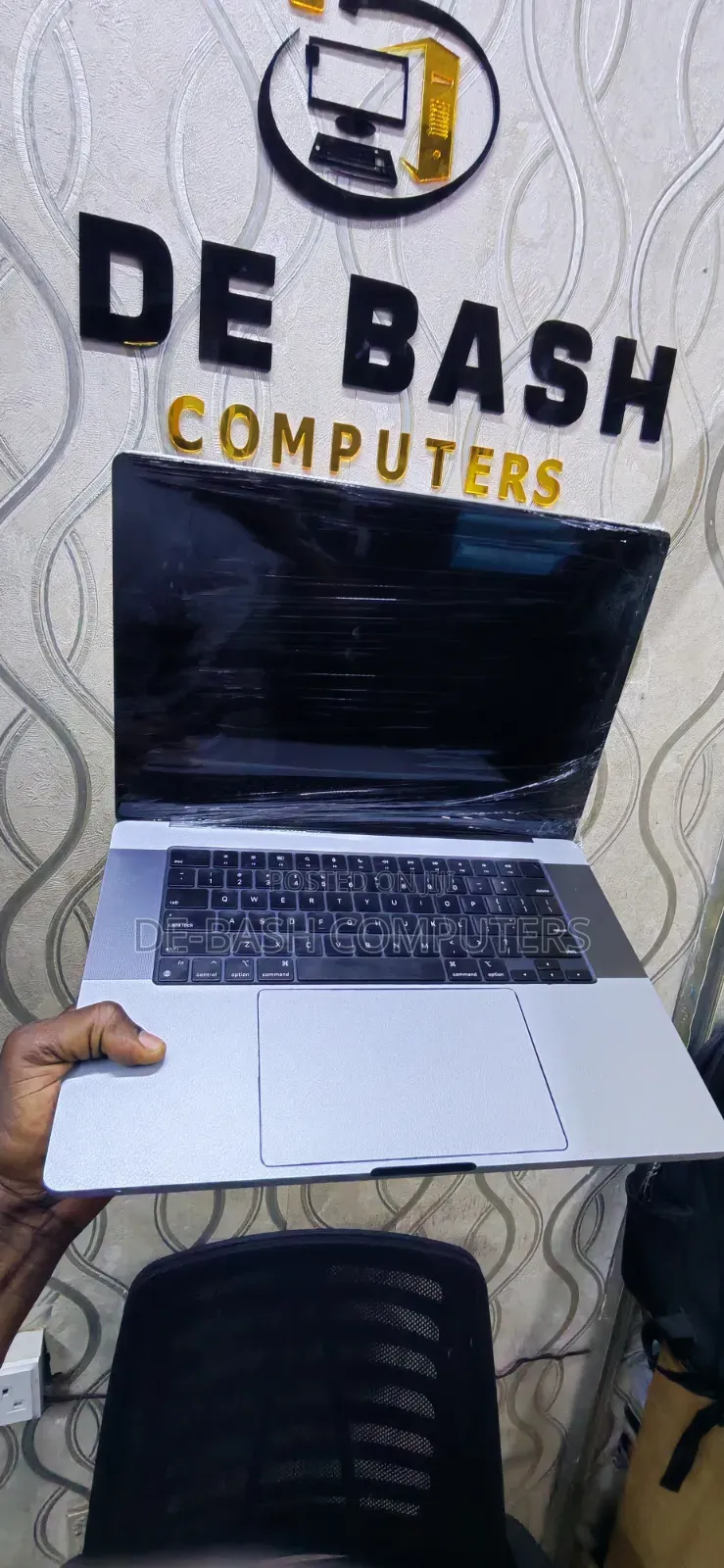 Laptop Apple MacBook Pro 2023 M3 Pro 18GB Apple M3 Pro SSD 1T