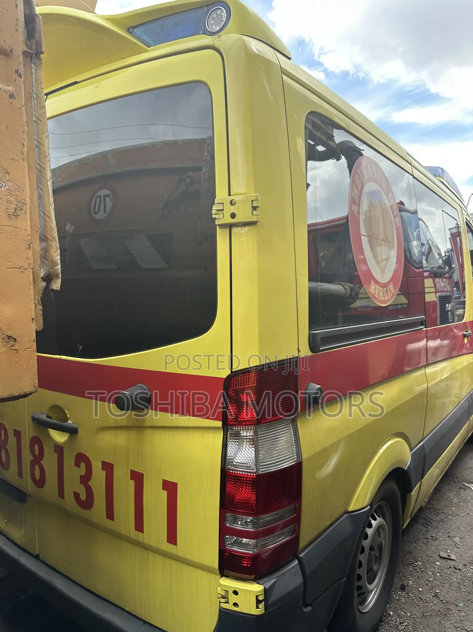 Mercedes-Benz Sprinter 2006 Yellow