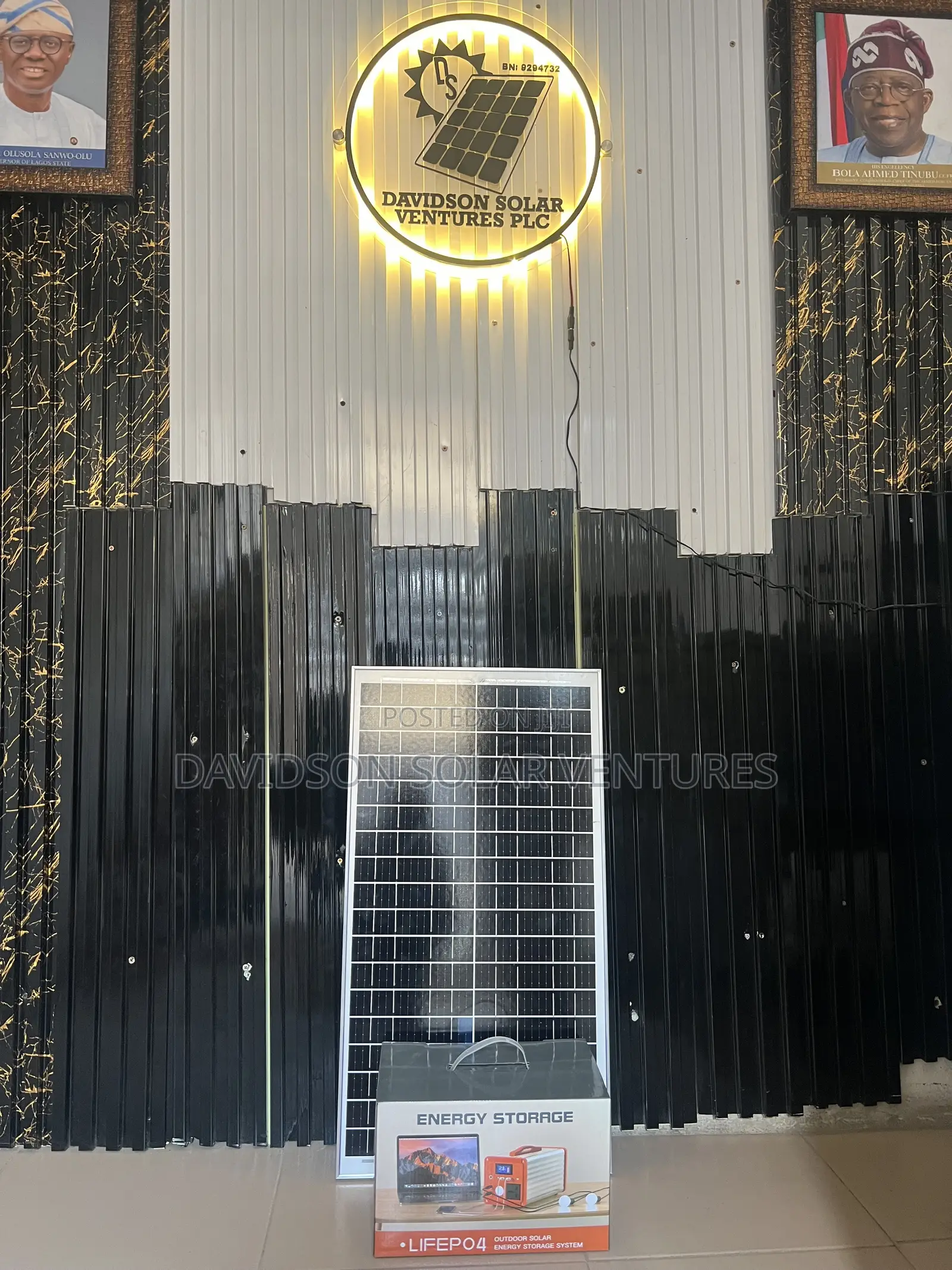300w Energy Storage Solar Generator