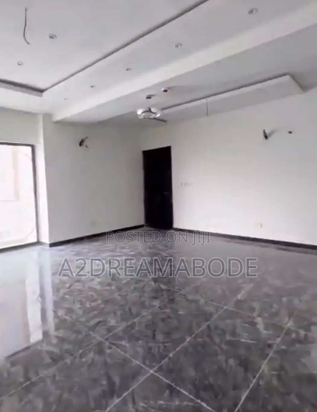 3bdrm Apartment in Yaba, Alagomeji for rent