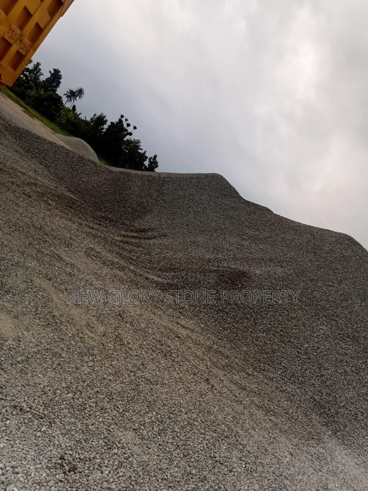 3/4down Granite and Stone Dust and Plaster Sand