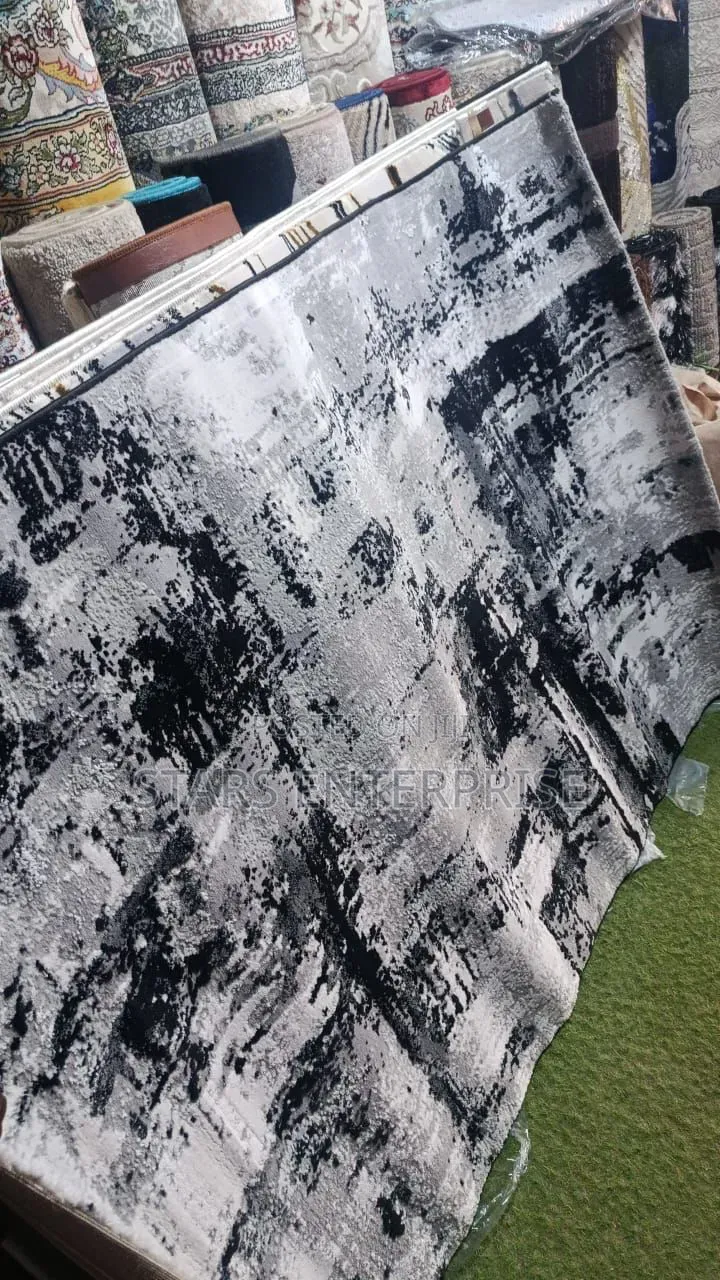 Beautiful and Durable 5 X 7 Rug