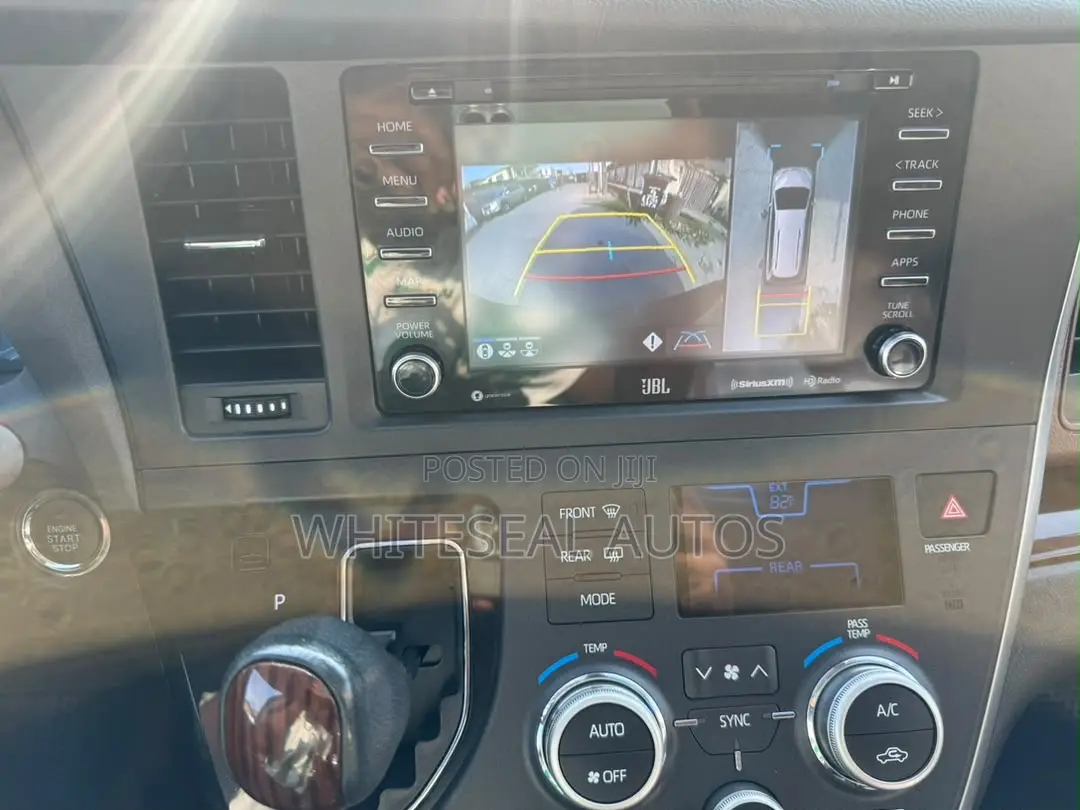 Toyota Sienna Limited Premium AWD 2019 Black