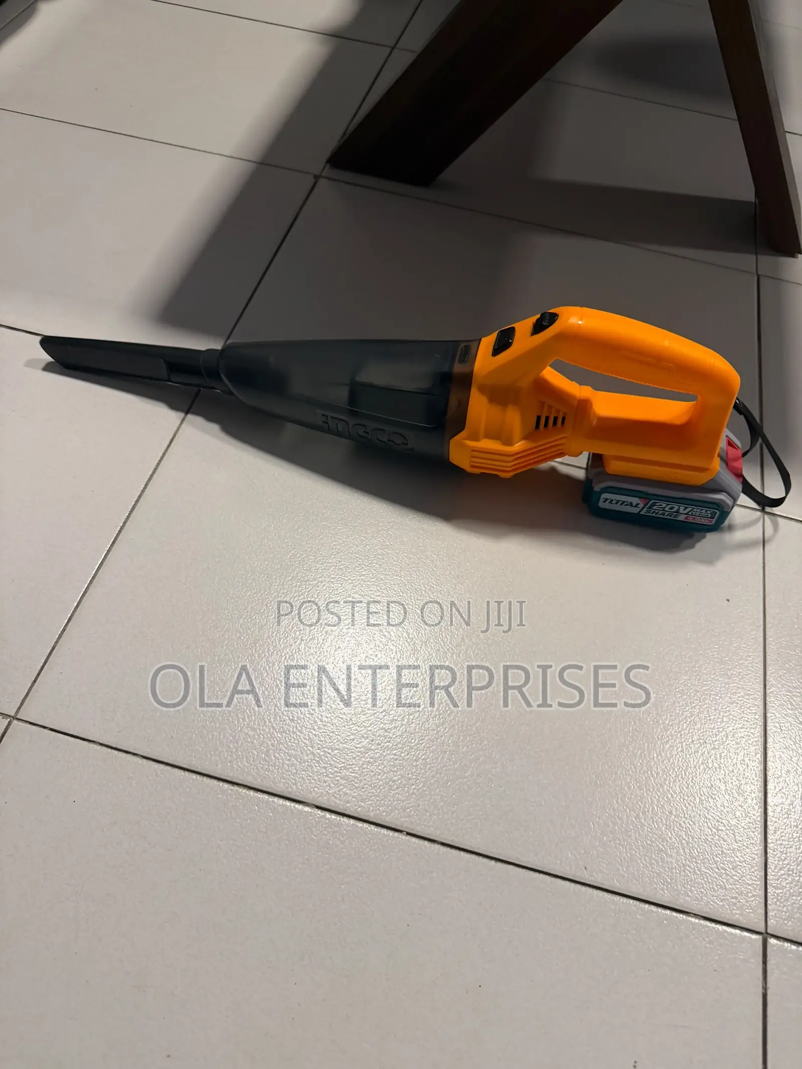 20V Cordless Vacuum Cleaner