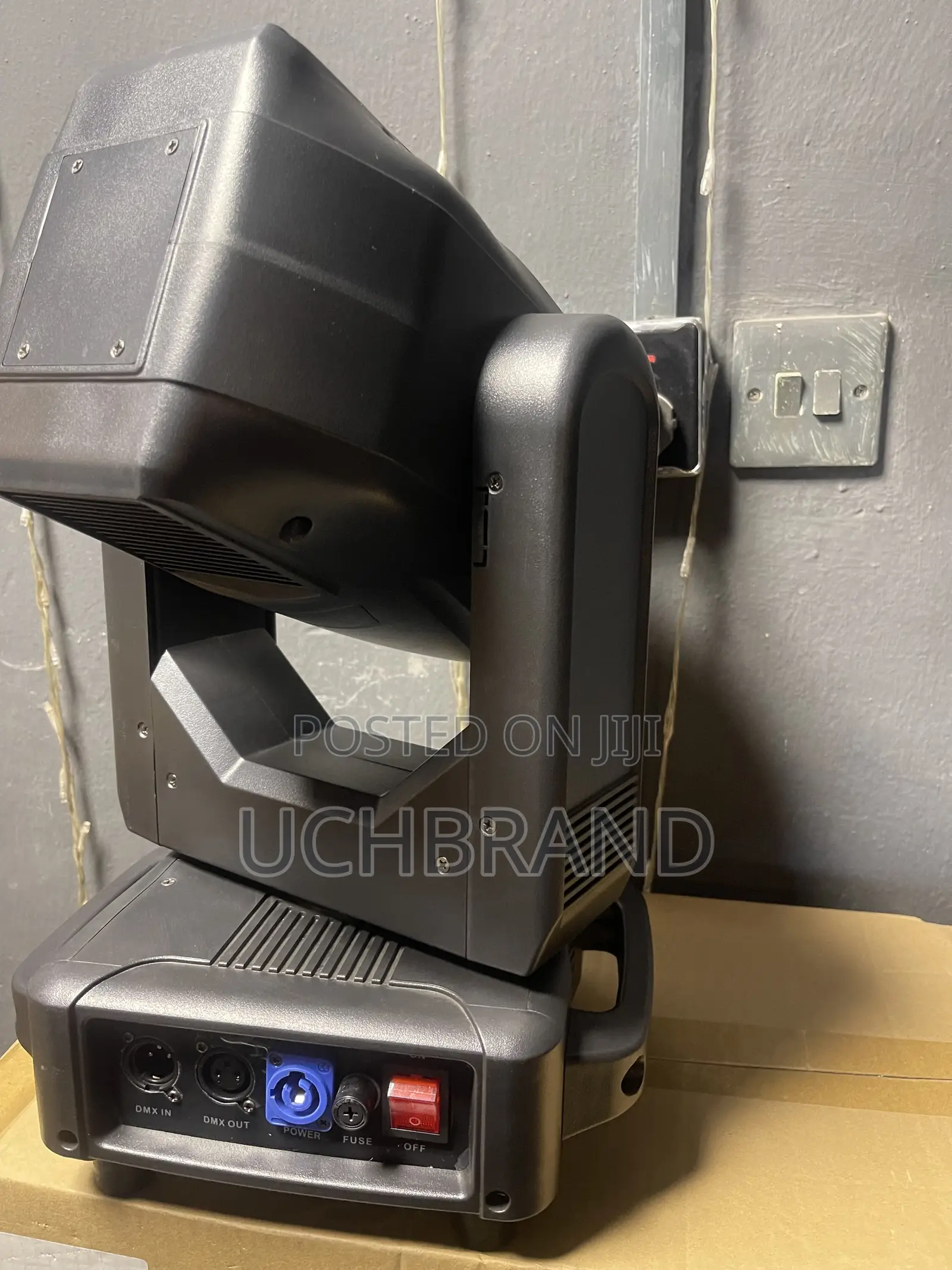 Beam 295 Moving Head Stage Light With Led Halo