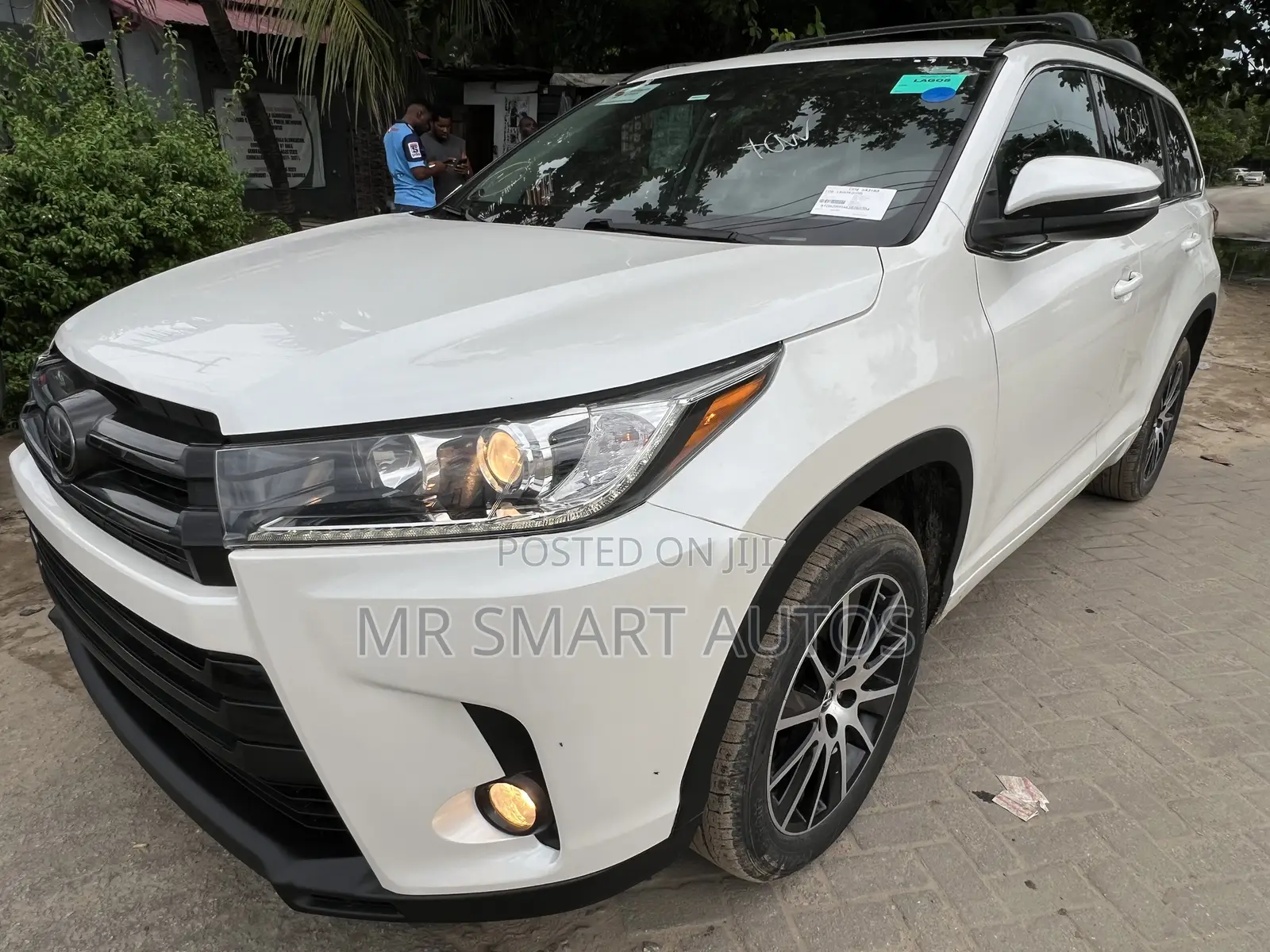 Toyota Highlander SE 2019 White