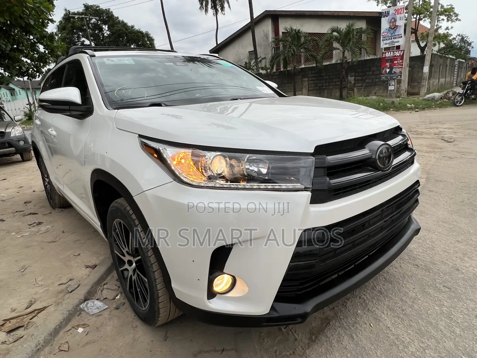 Toyota Highlander SE 2019 White