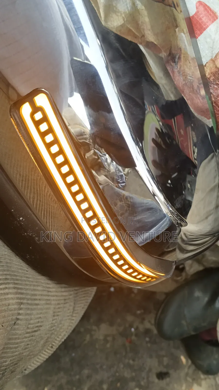 Toyota Tundra Side Mirror With Traffic Lights 2010/2015