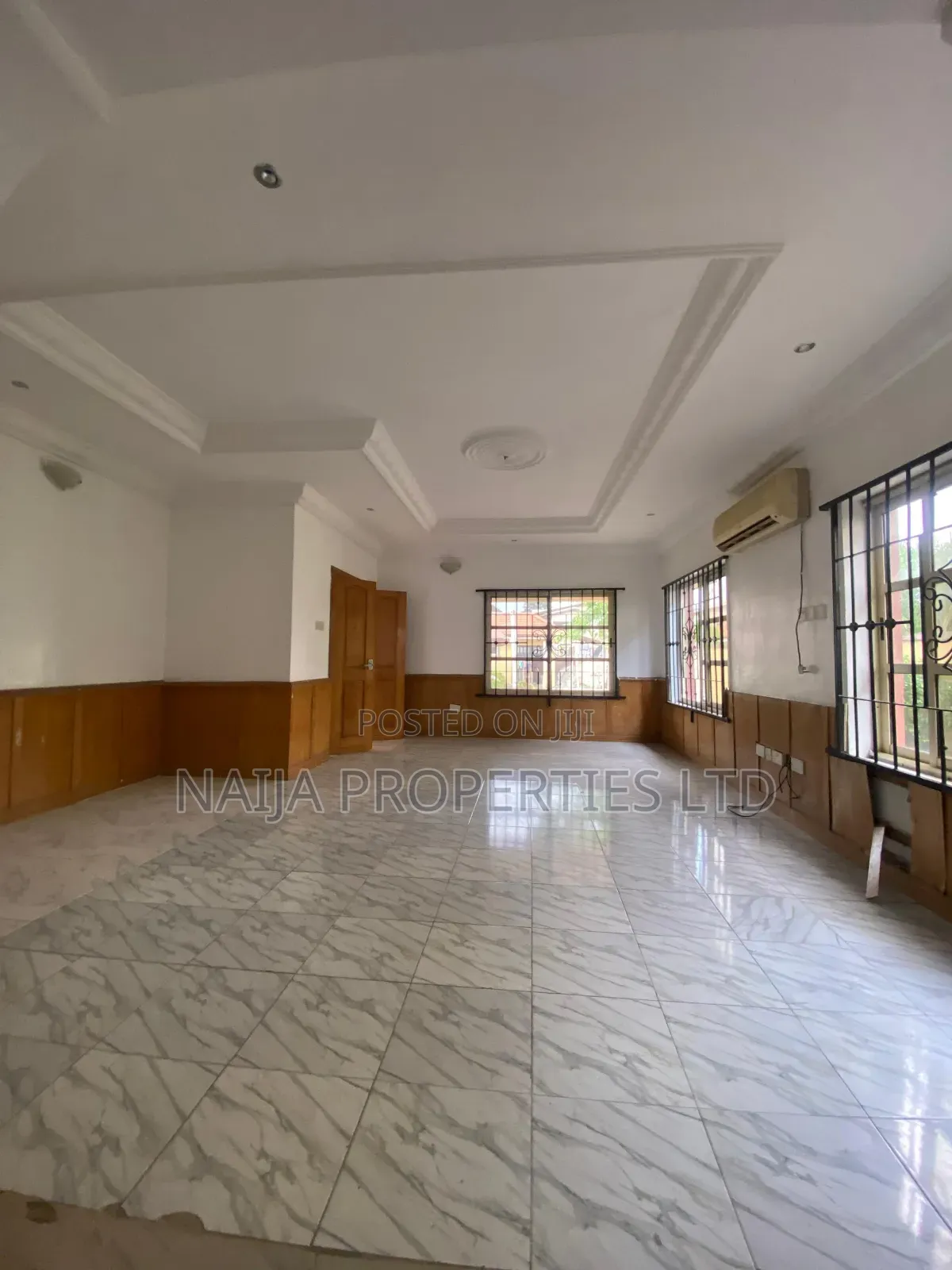 5bdrm Duplex in Vgc, Ikota for rent