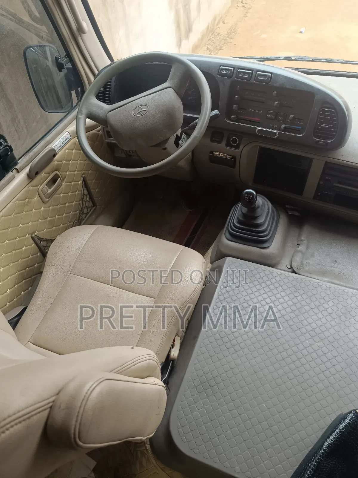 Toyota Coaster 2017 Gold