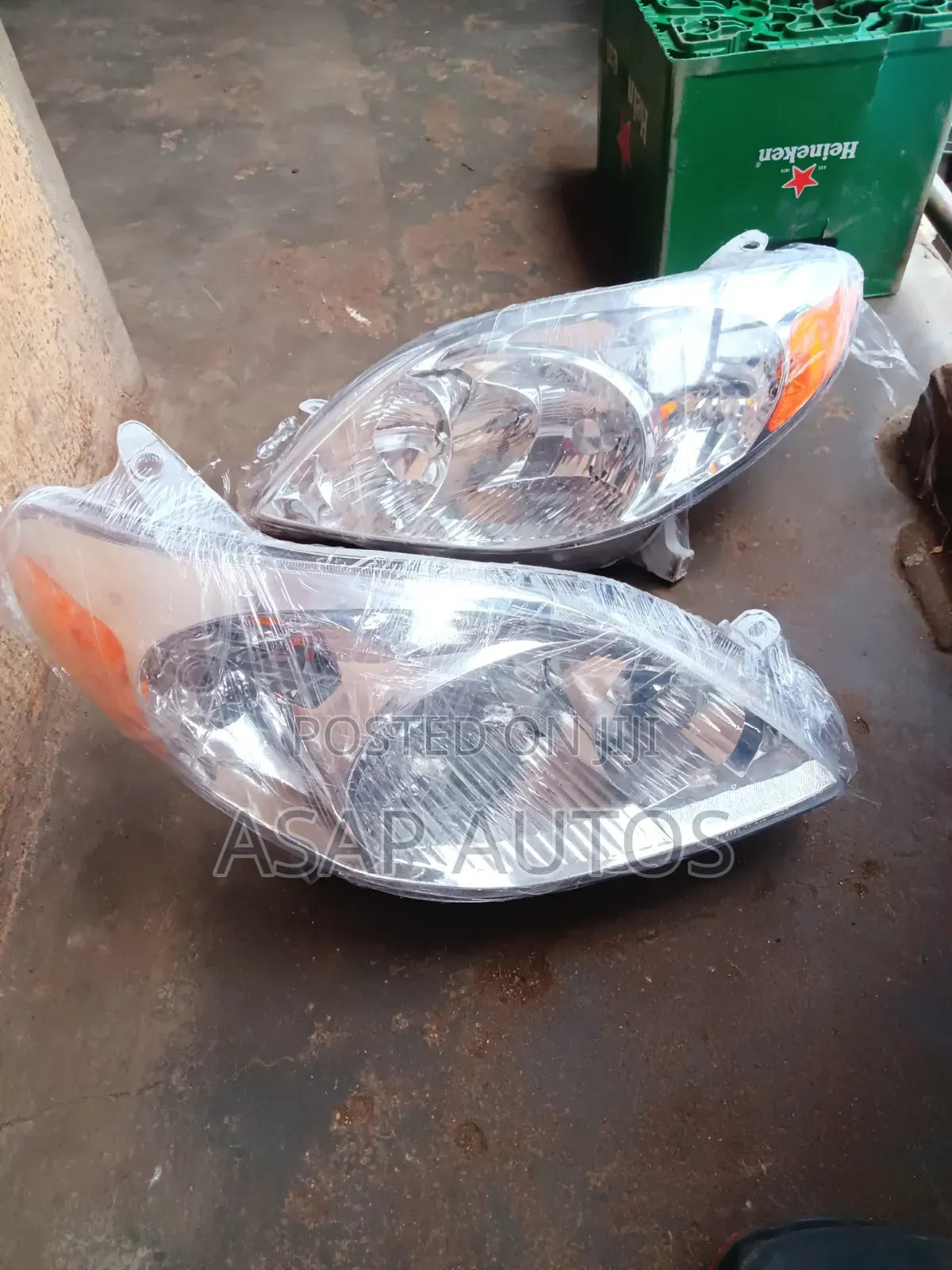 Headlamp for Toyota Matrix