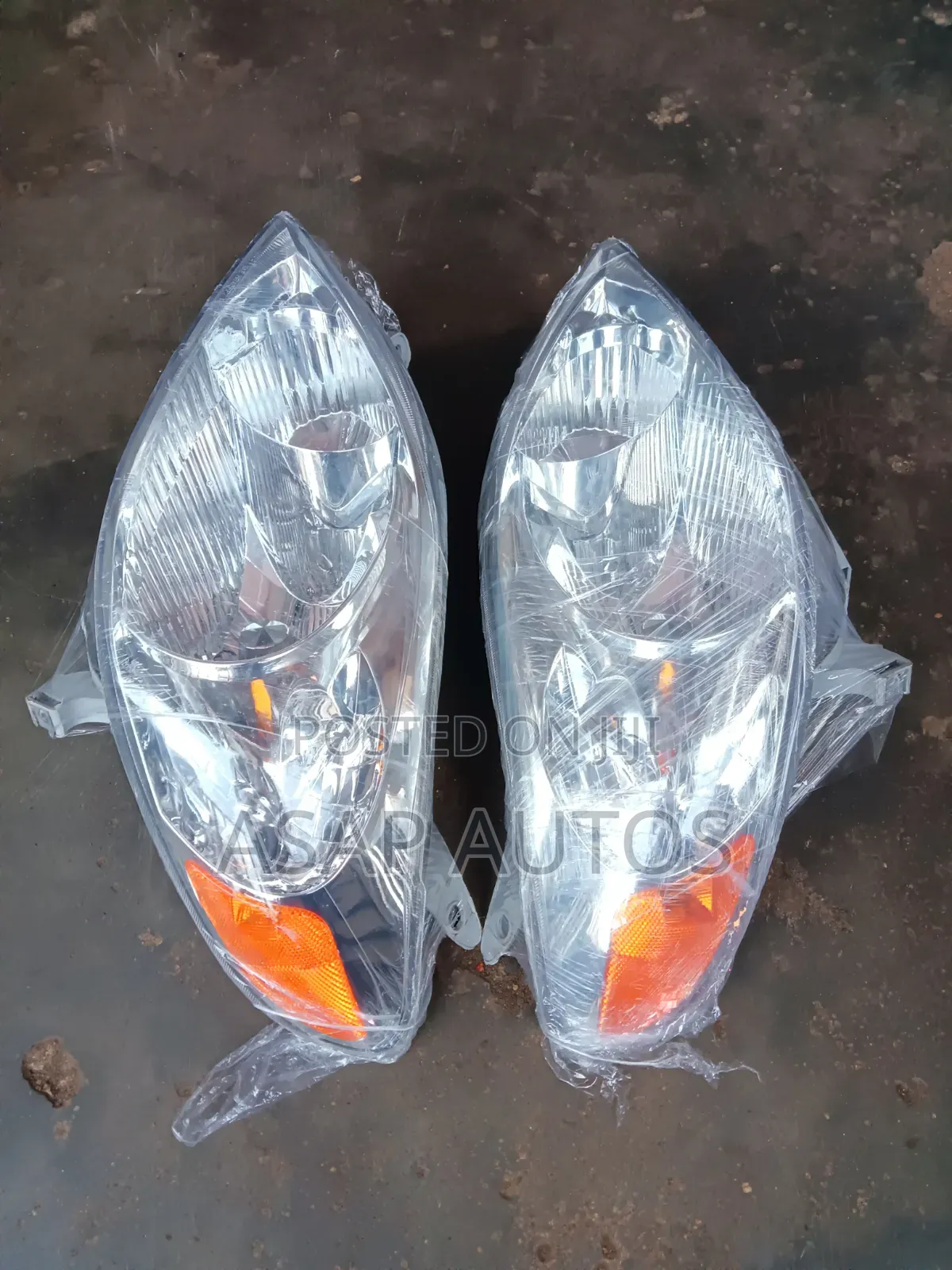 Headlamp for Toyota Matrix
