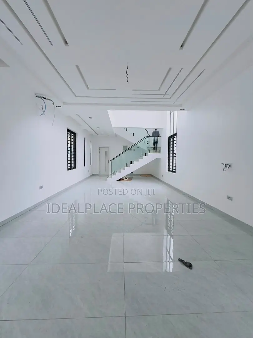 5bdrm Duplex in GRA Phase 1 for sale