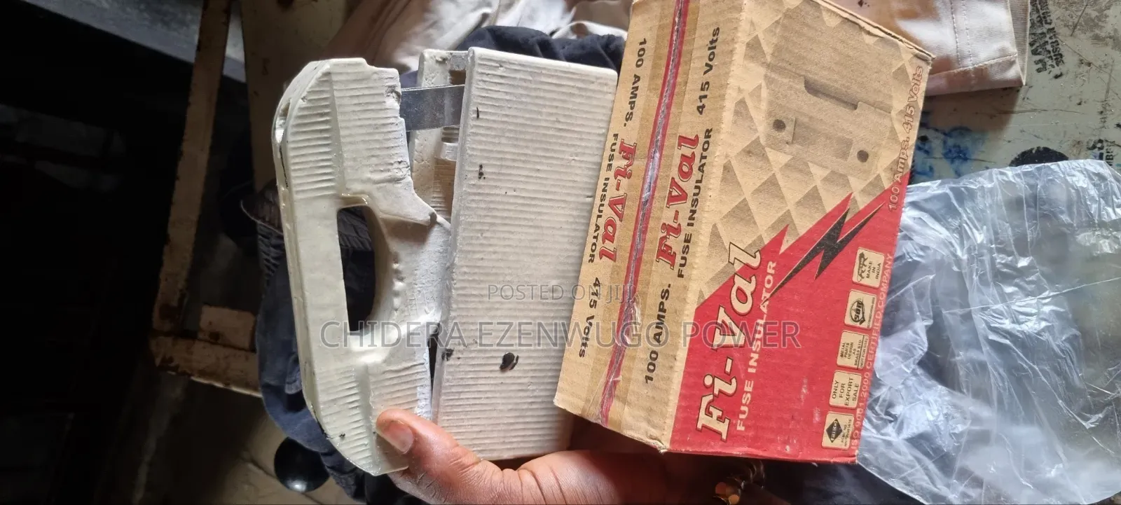 100A Fi-Val 415 Volts Fuse Insulator