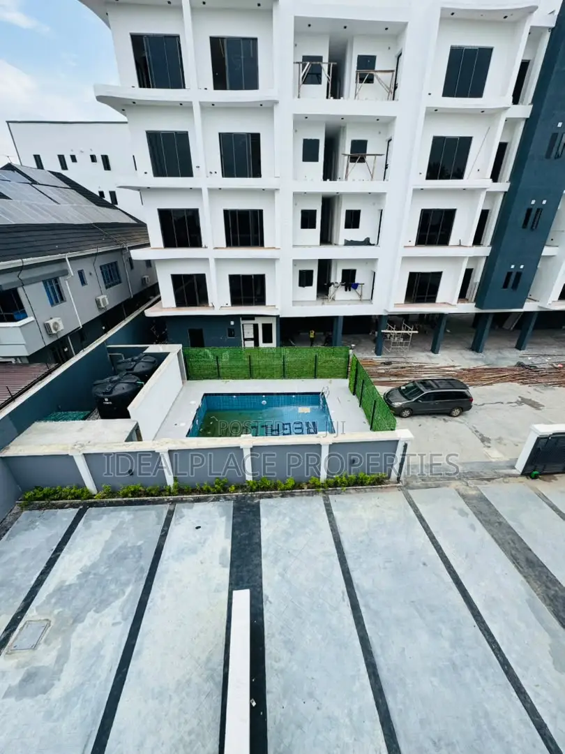 3bdrm Apartment in Ikeja GRA for sale