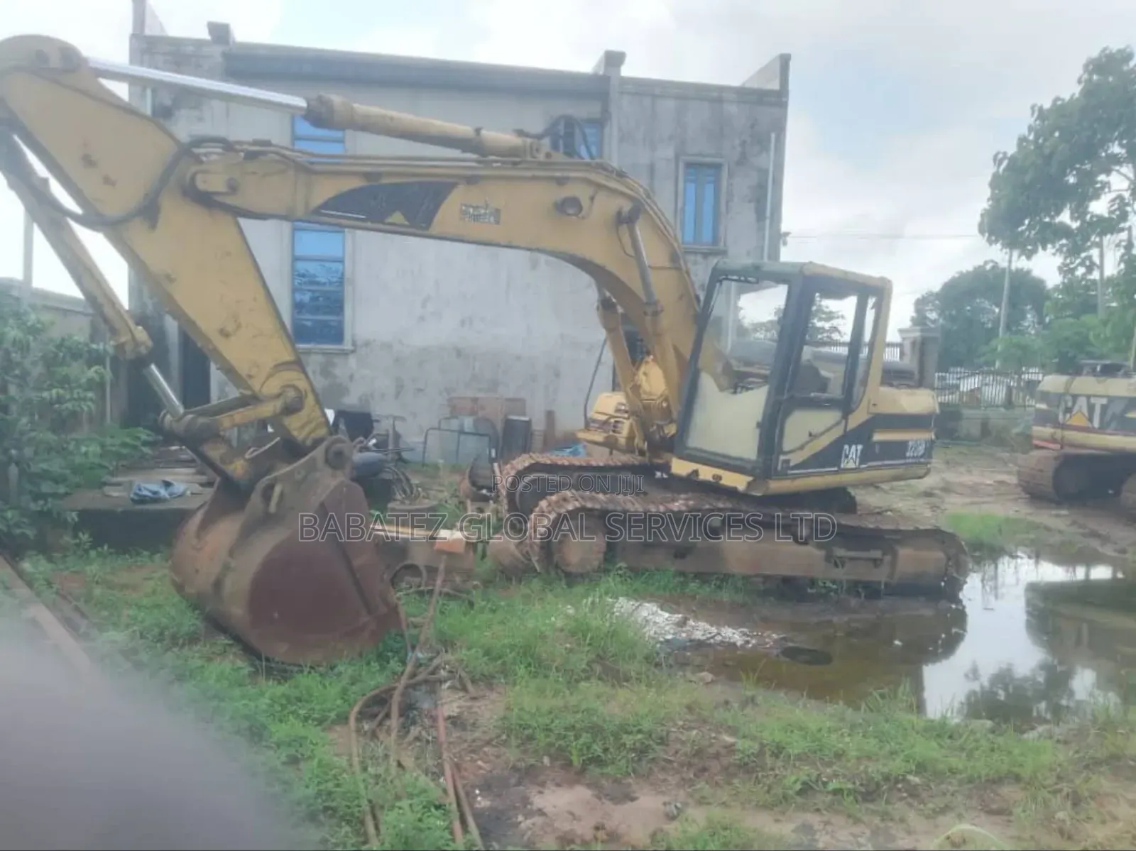 3 Units of Escavator 325bl
320bl
318bl