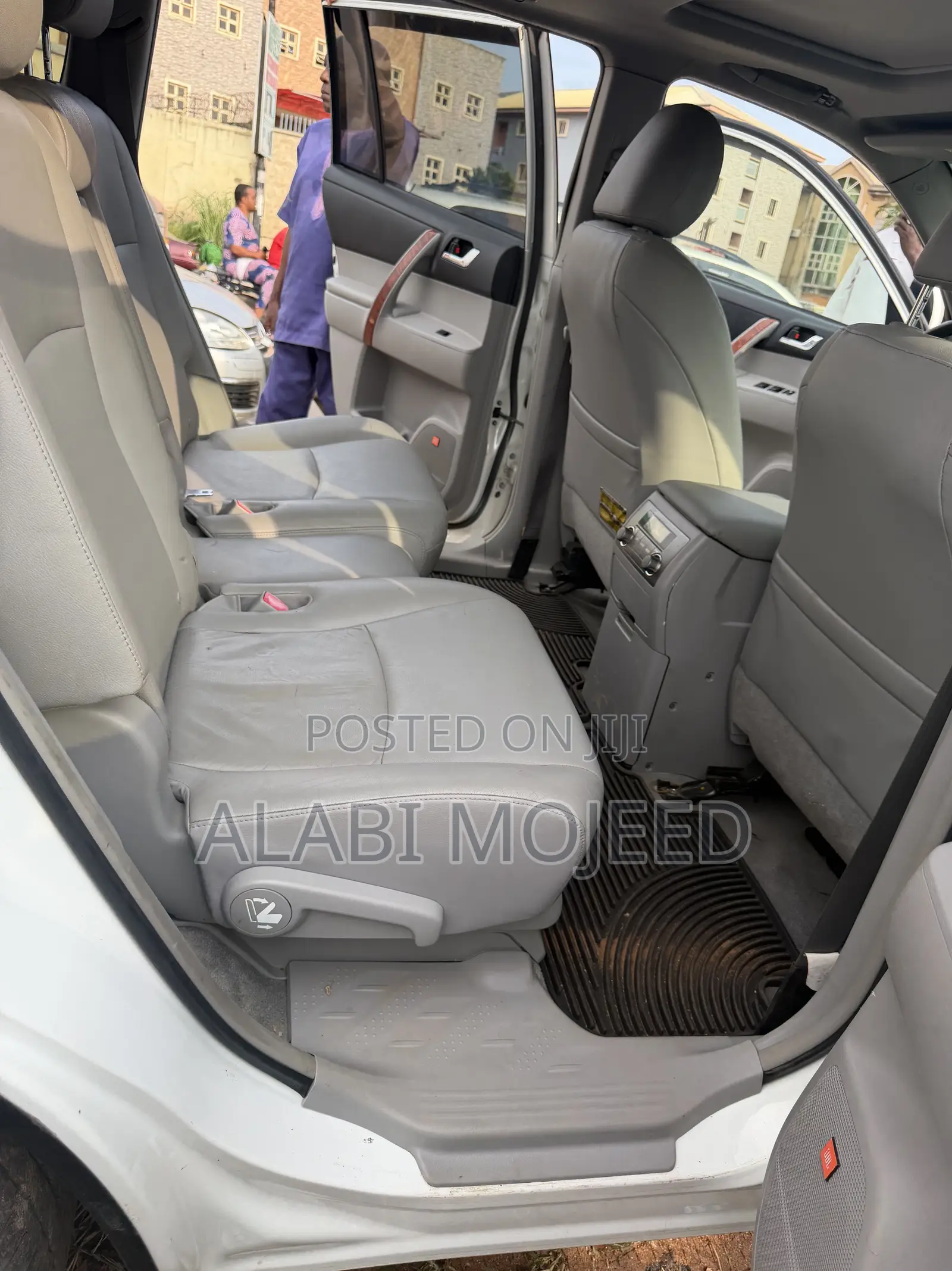 Toyota Highlander Limited 2009 White