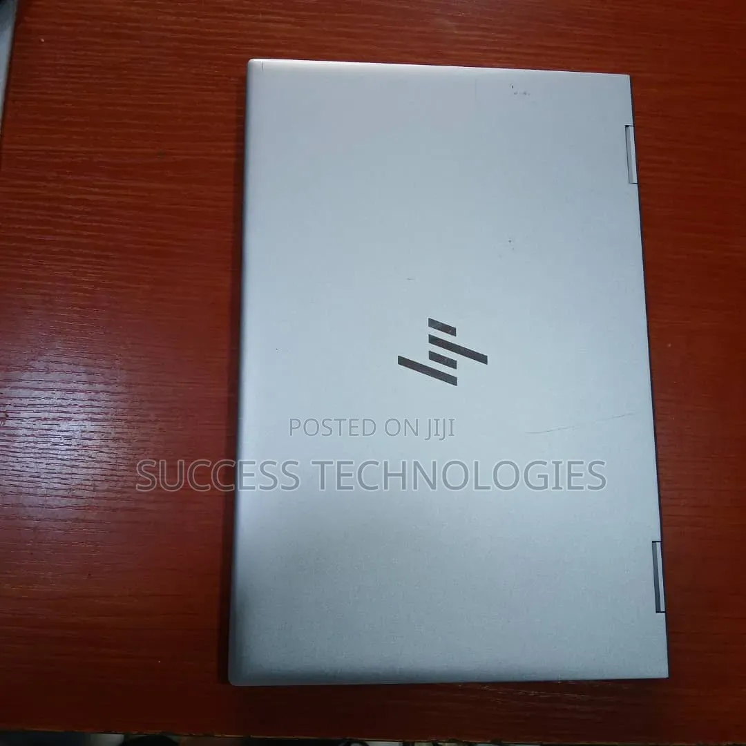 Laptop HP EliteBook 1040 G8 16GB Intel Core i7 SSD 512GB