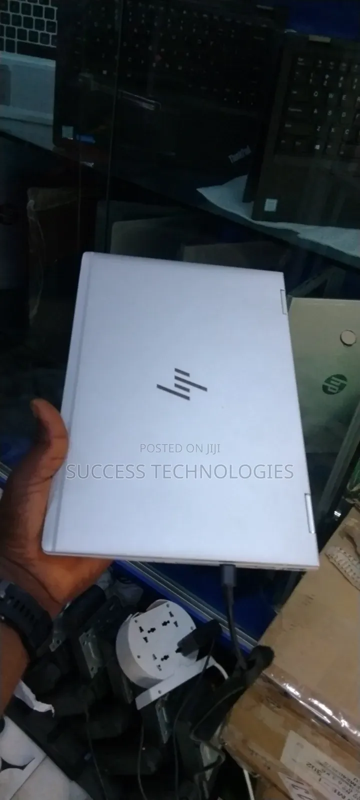 Laptop HP EliteBook 1040 G8 16GB Intel Core i7 SSD 512GB