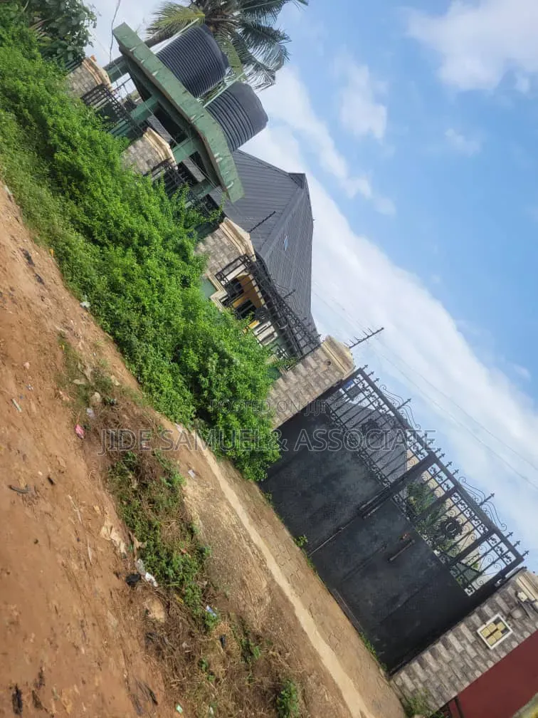 Furnished 2bdrm Bungalow in Ayobo for sale