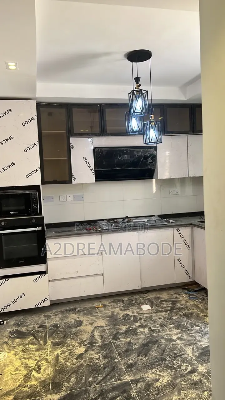 4bdrm Duplex in Ogudu for rent