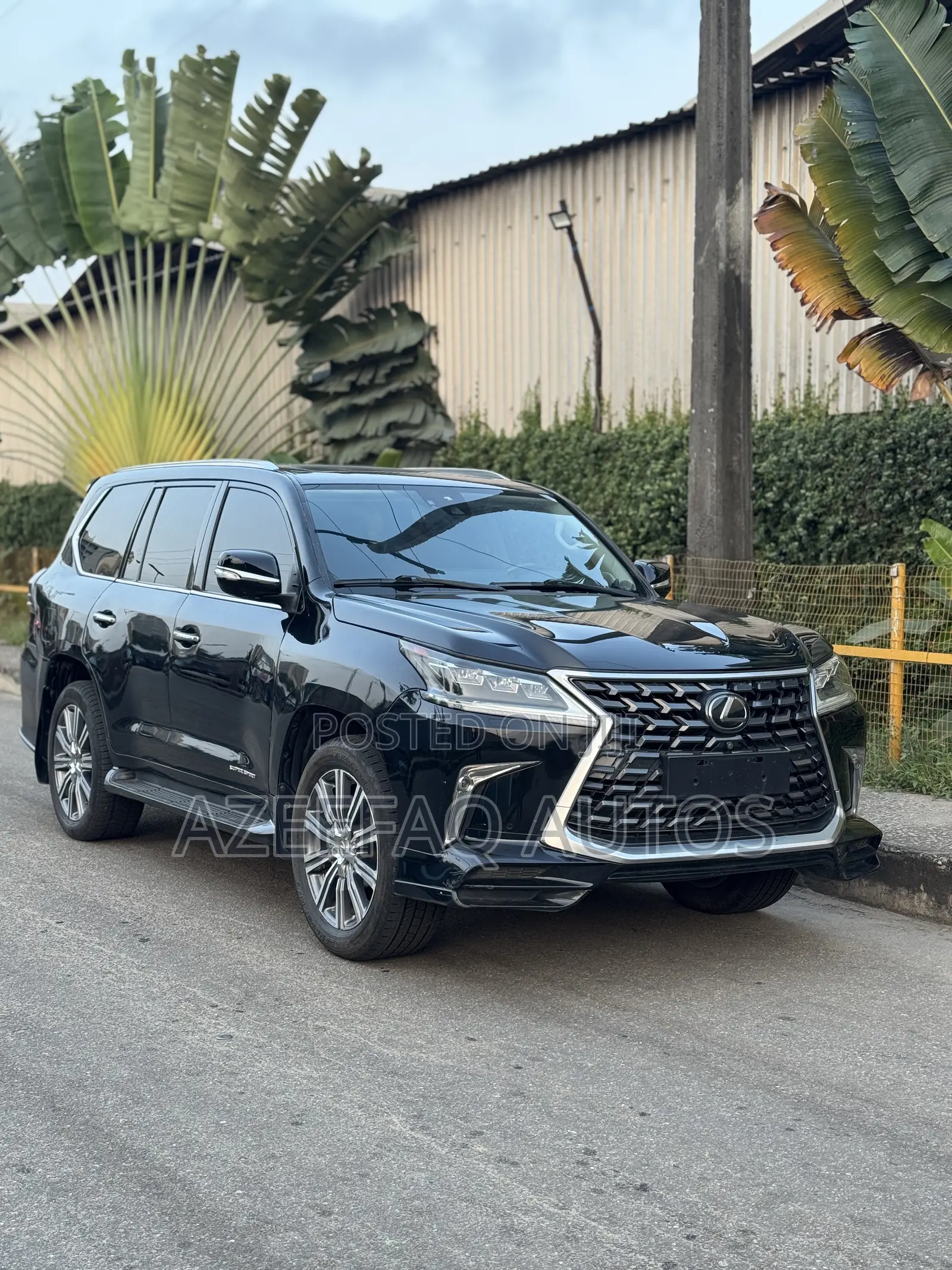 Lexus LX 570 AWD 2017 Black