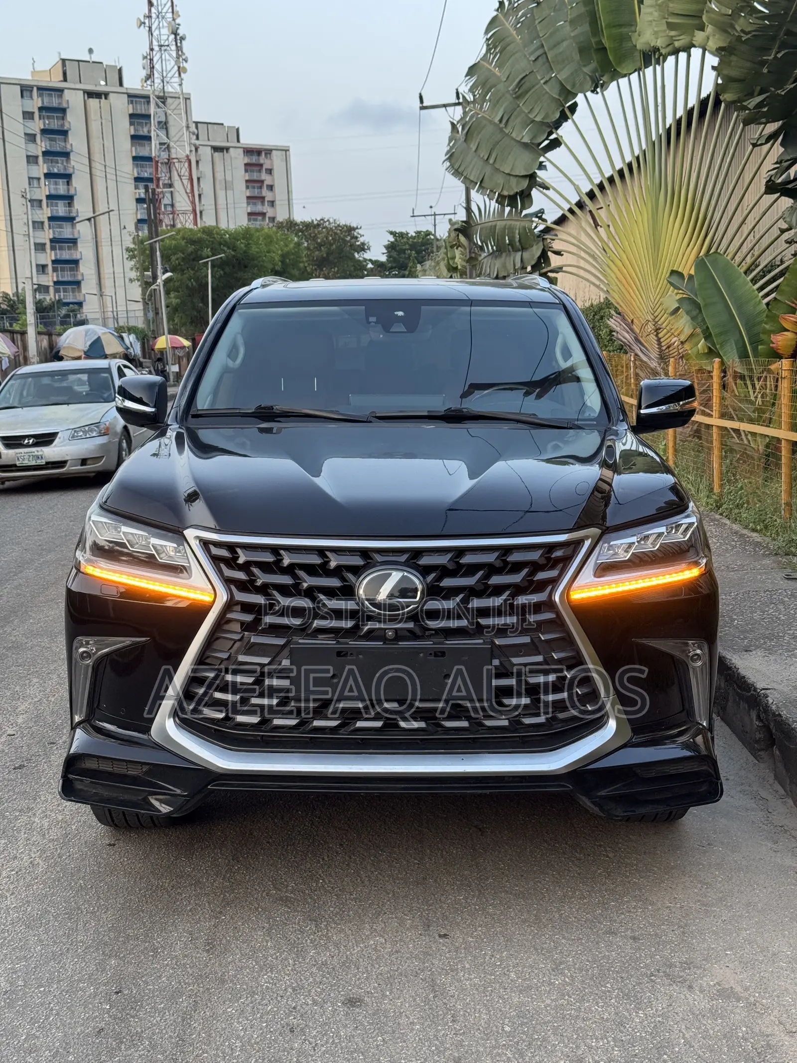 Lexus LX 570 AWD 2017 Black