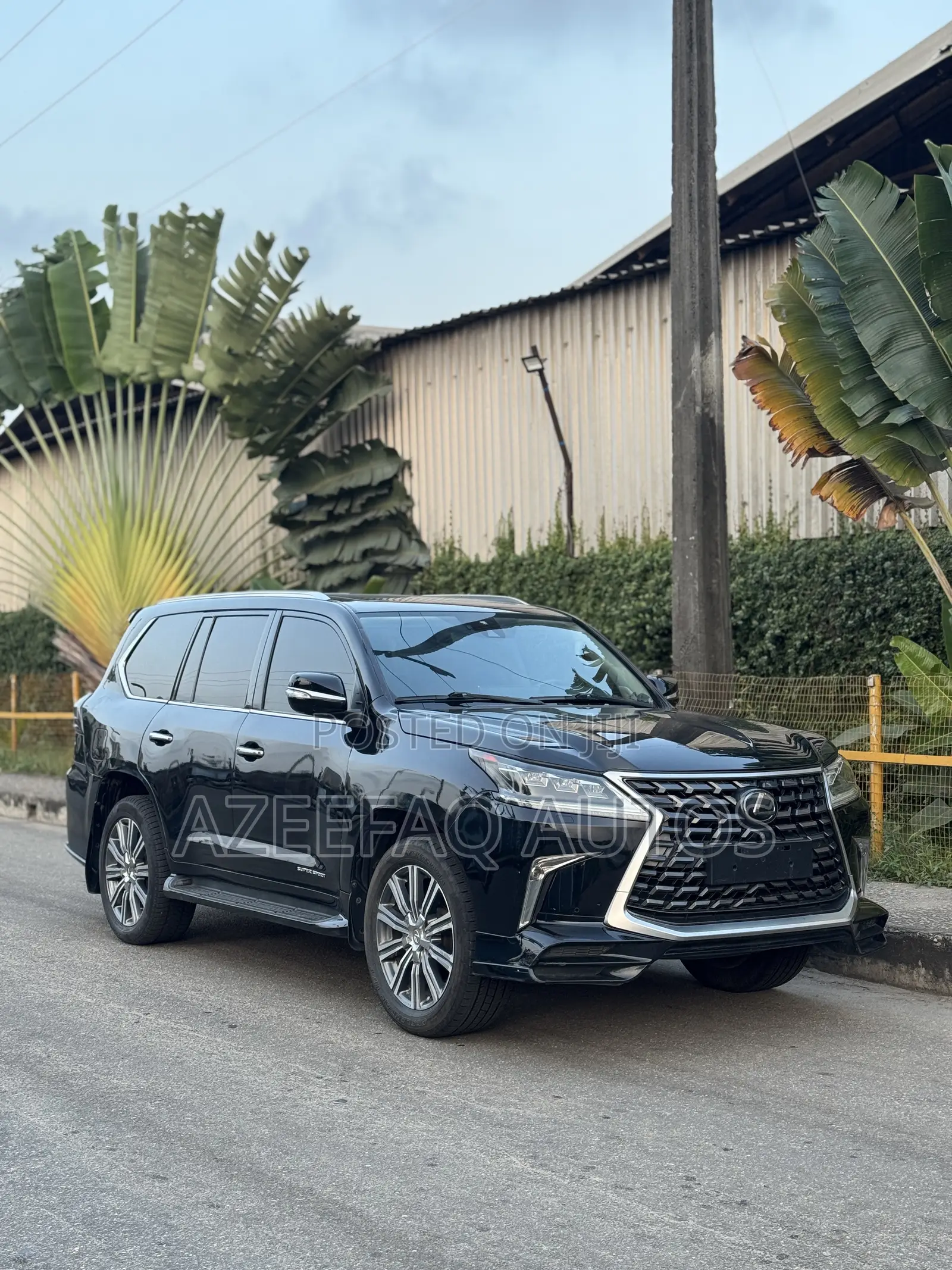 Lexus LX 570 AWD 2017 Black