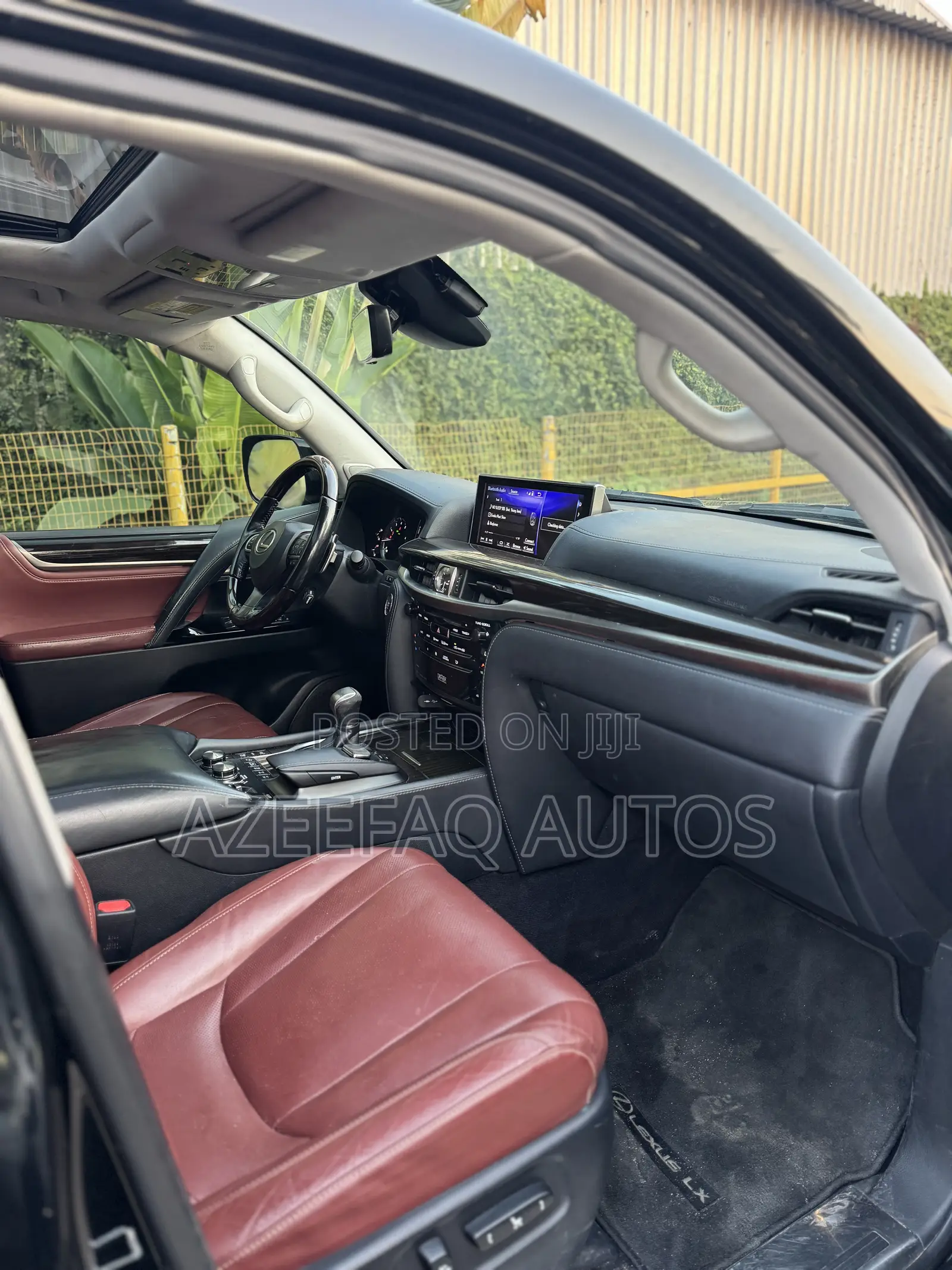 Lexus LX 570 AWD 2017 Black