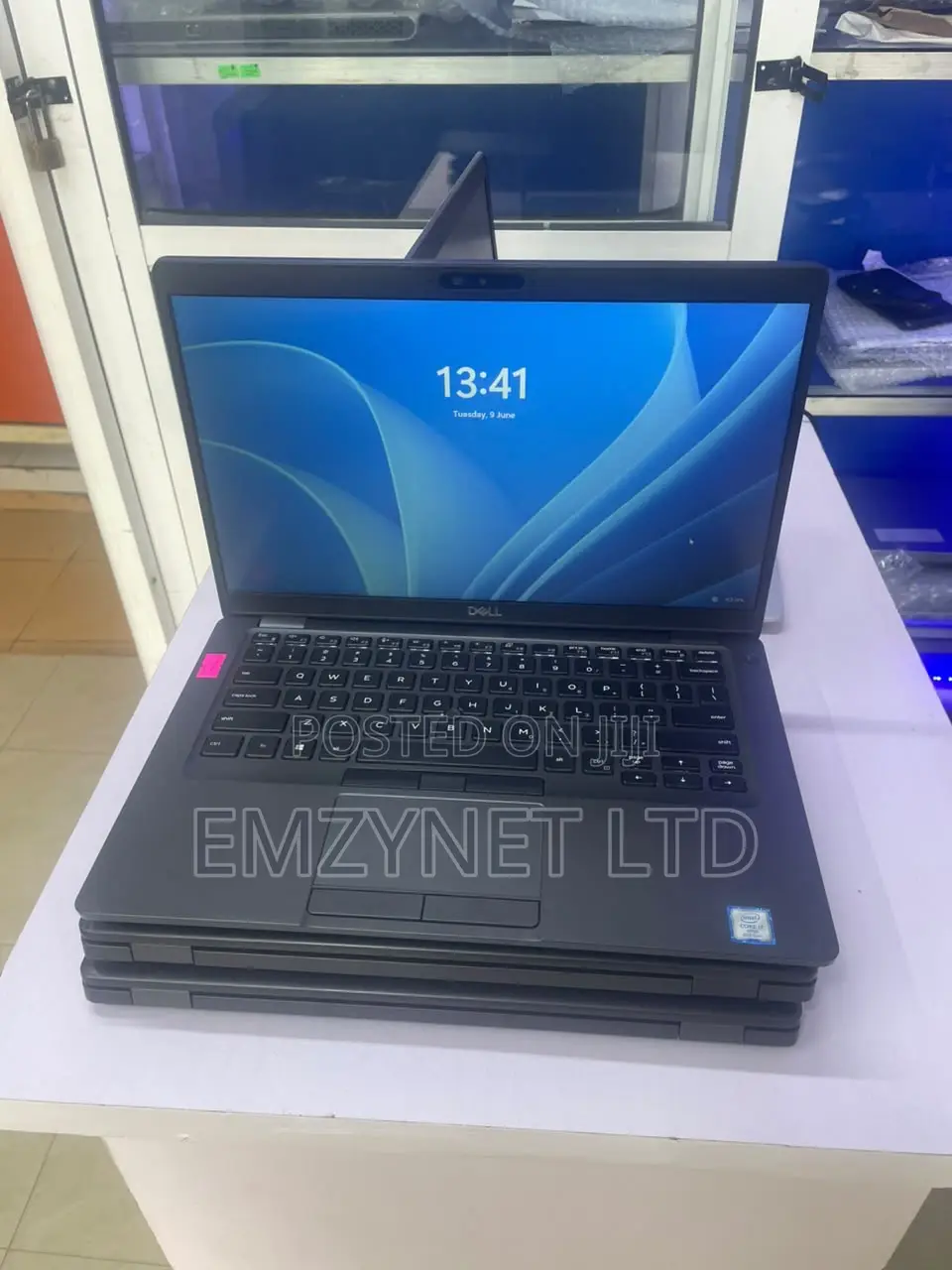 Laptop Dell Latitude 5400 8GB Intel Core i7 SSD 256GB