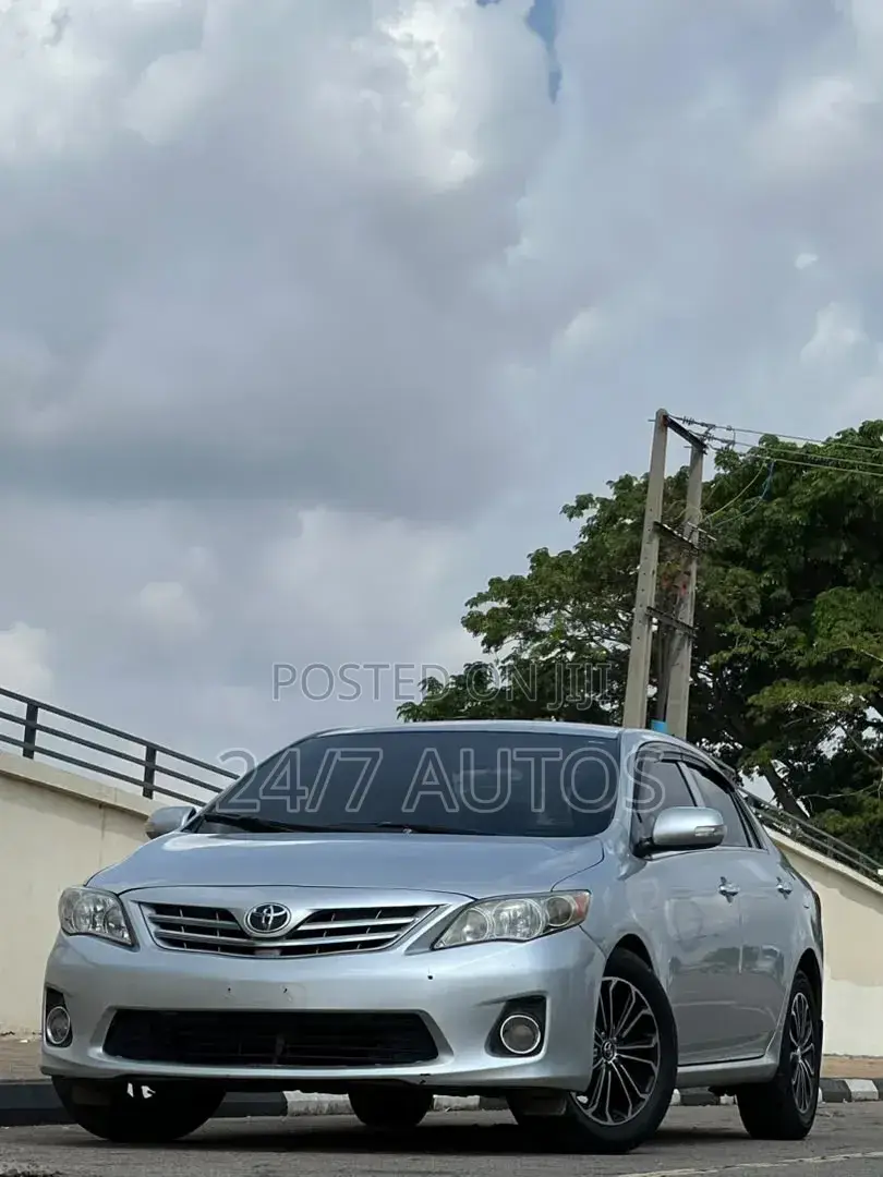 Toyota Corolla 2009 Silver