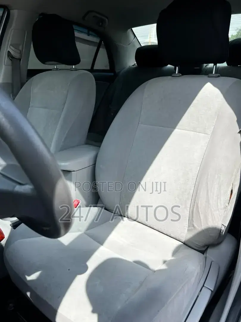 Toyota Corolla 2009 Silver
