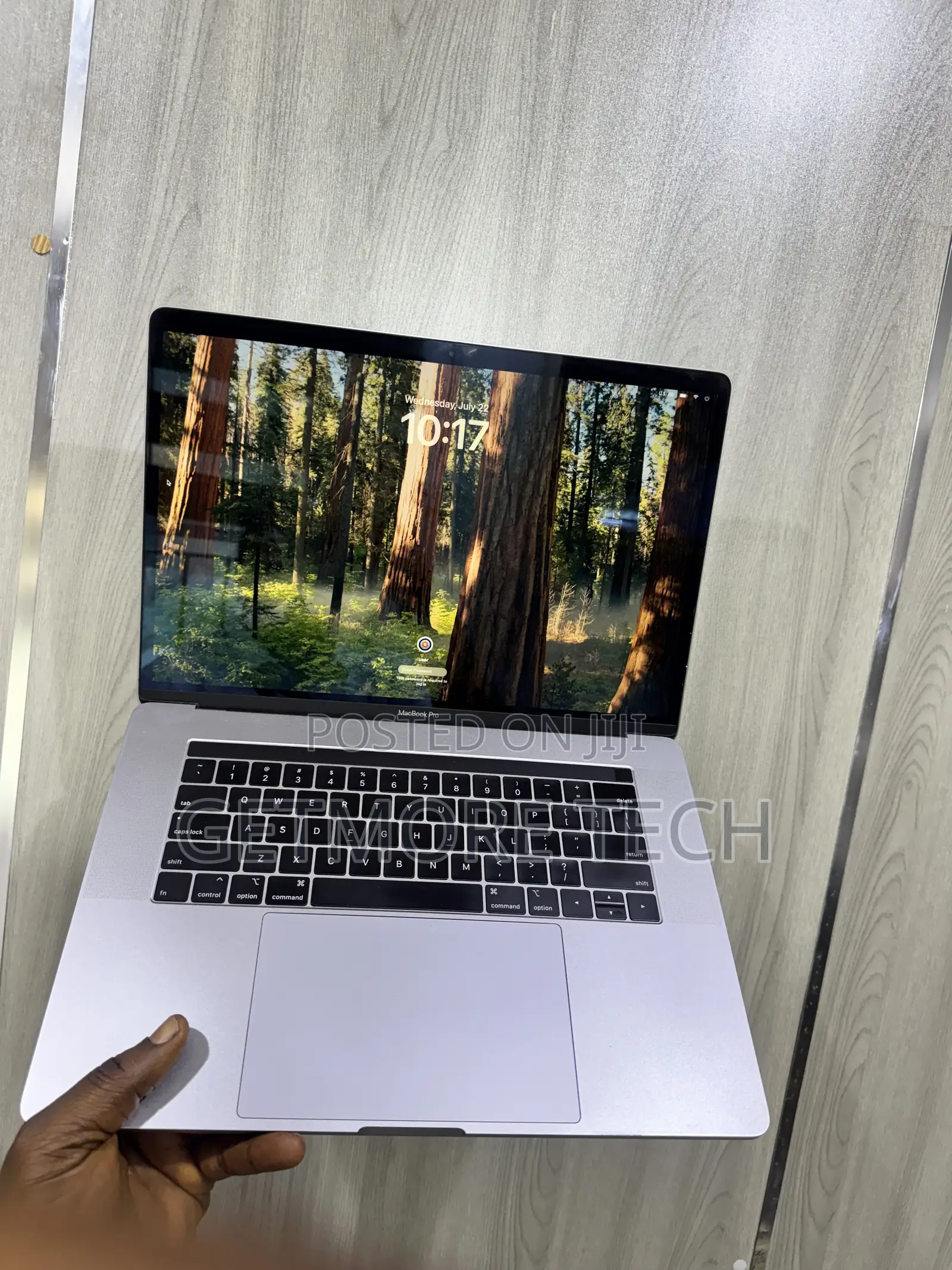 Laptop Apple MacBook Pro 2018 16GB Intel Core i7 SSD 512GB