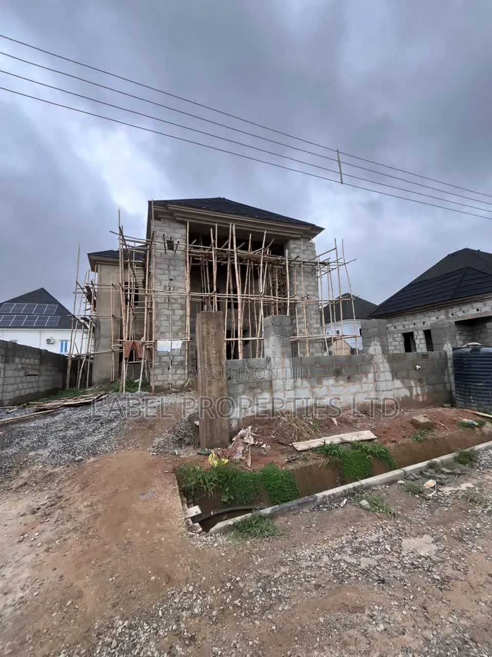 5bdrm Duplex in Sungold Estate for sale