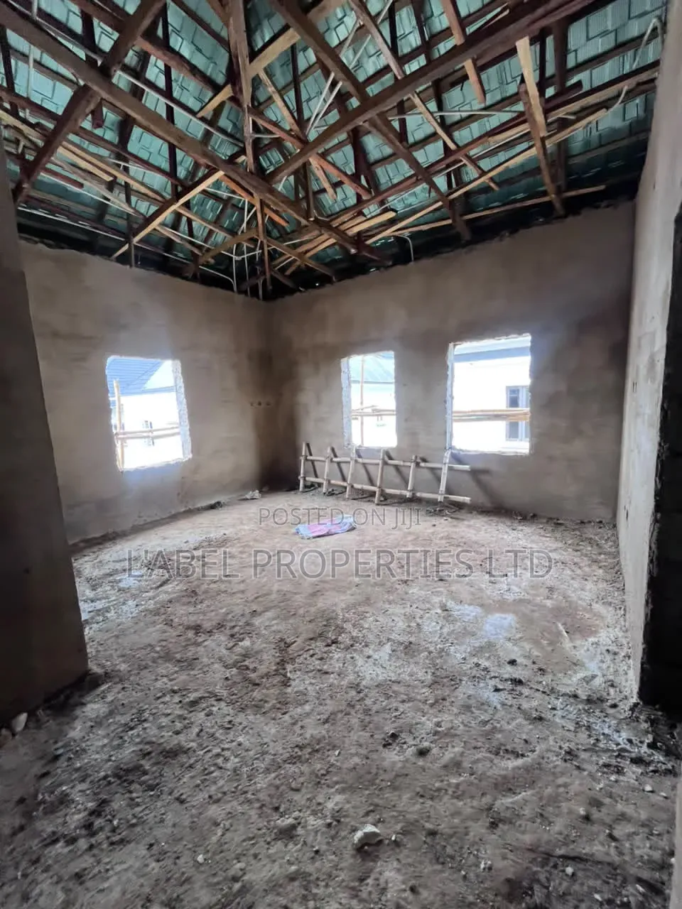 5bdrm Duplex in Sungold Estate for sale