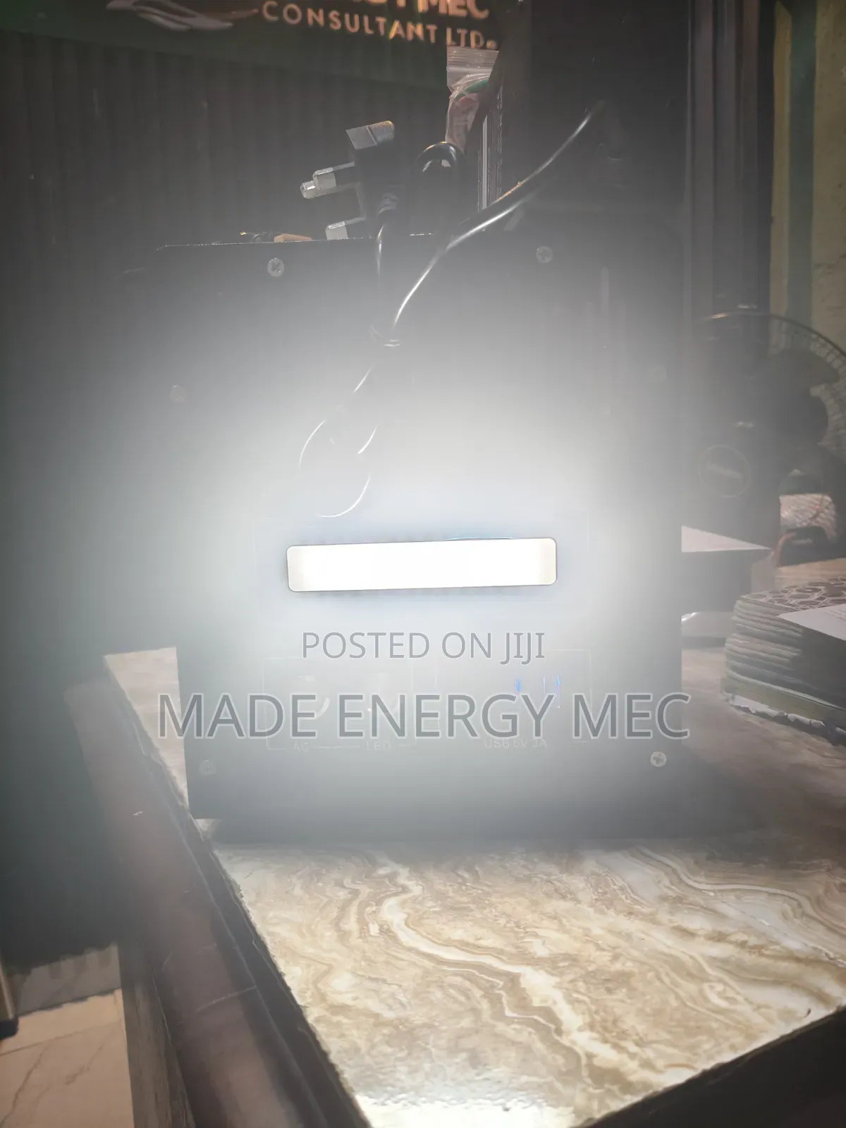 500W Lumin Solar Generator With LCD Display LED