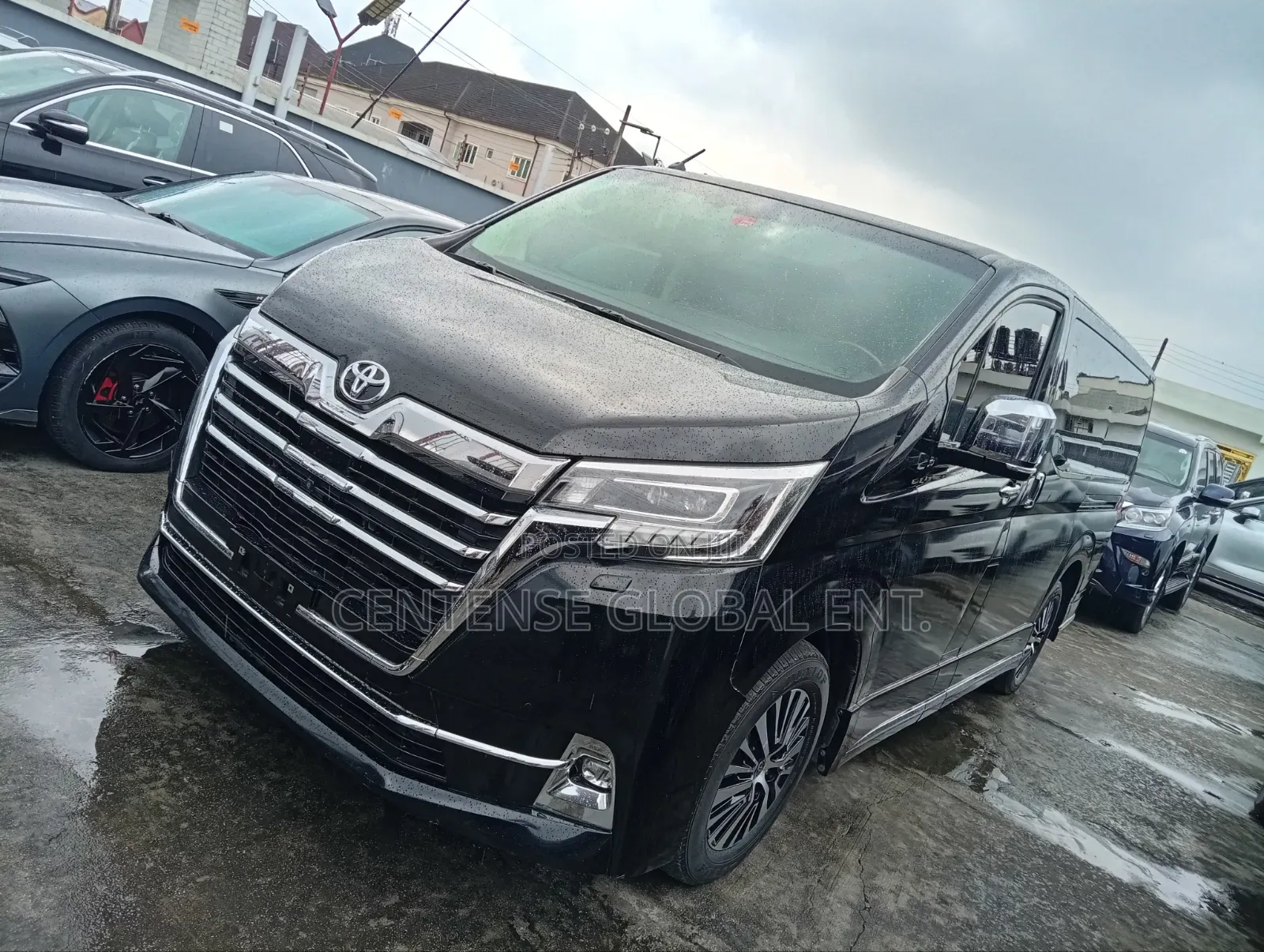 Toyota Granvia 2021 Black