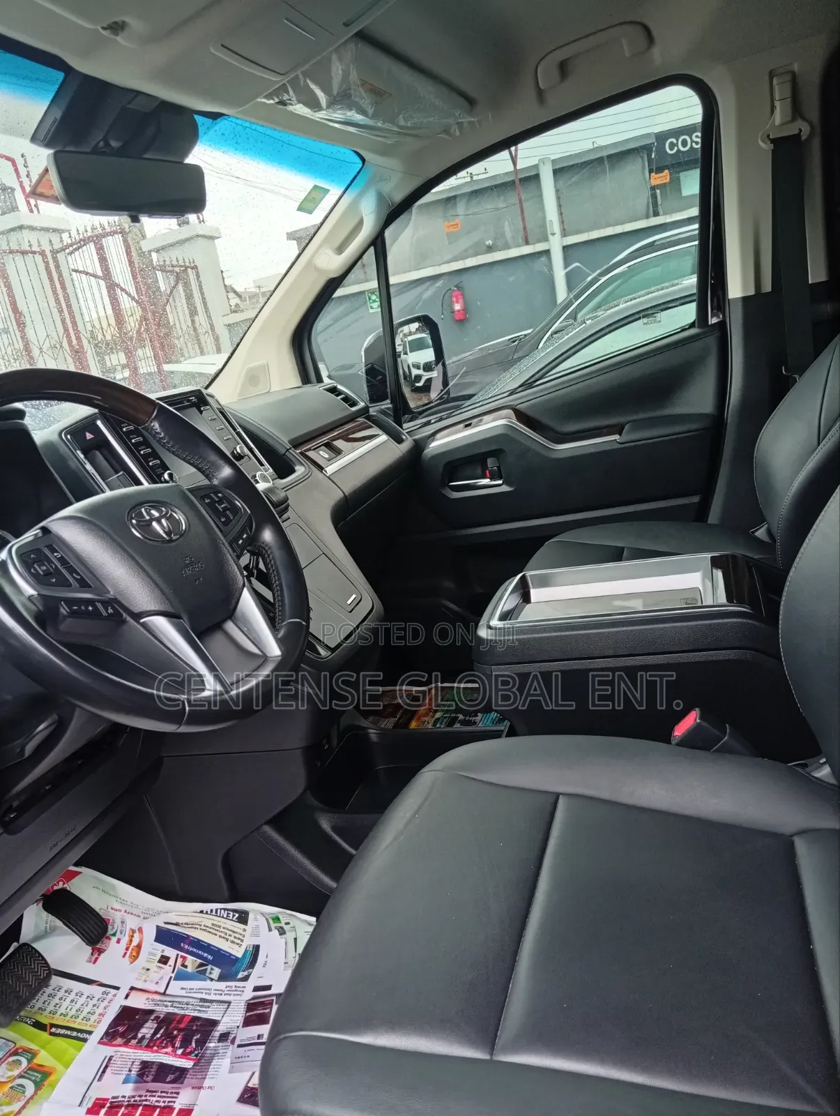 Toyota Granvia 2021 Black