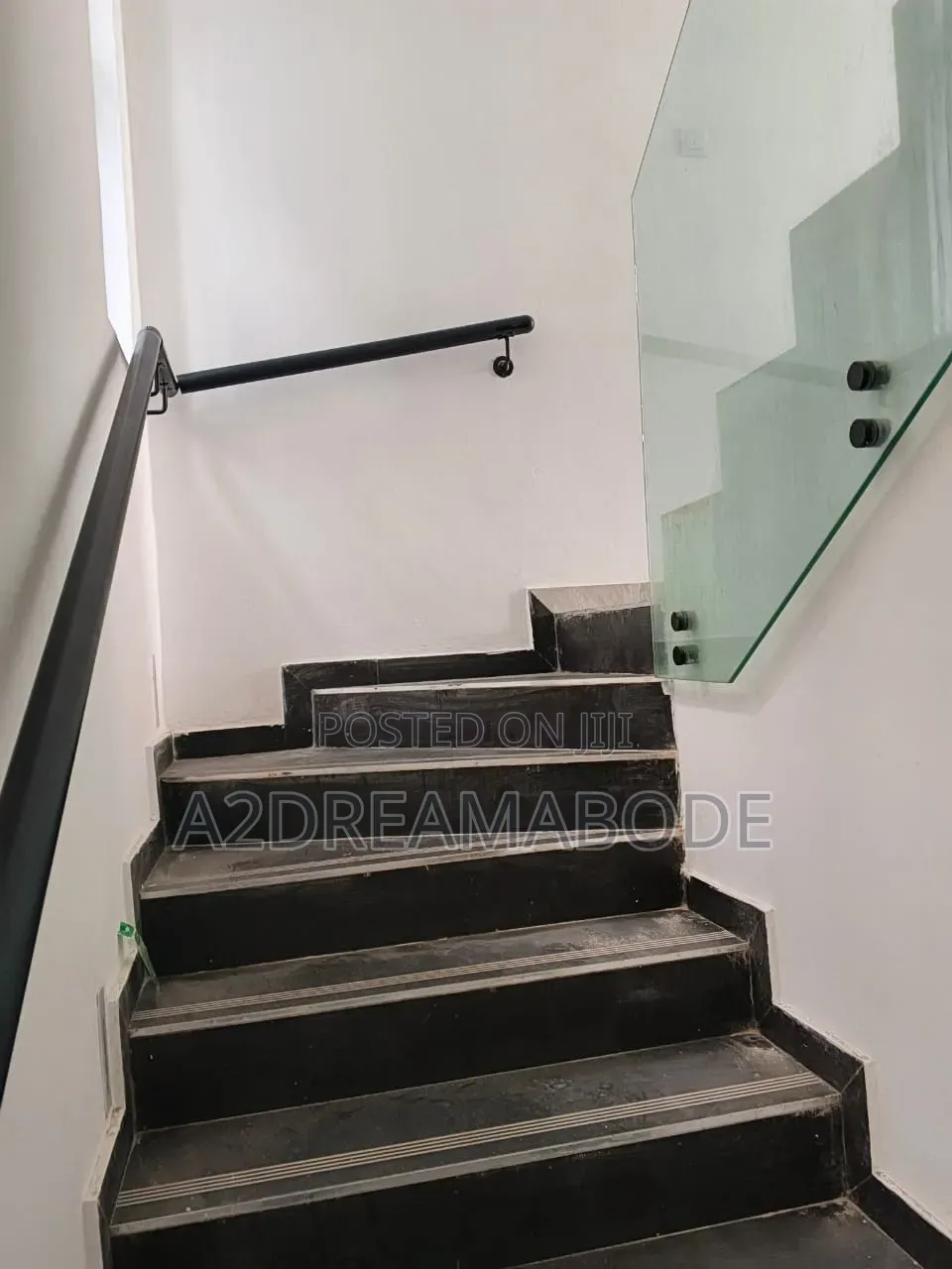 4bdrm Duplex in Ikeja Gra for rent