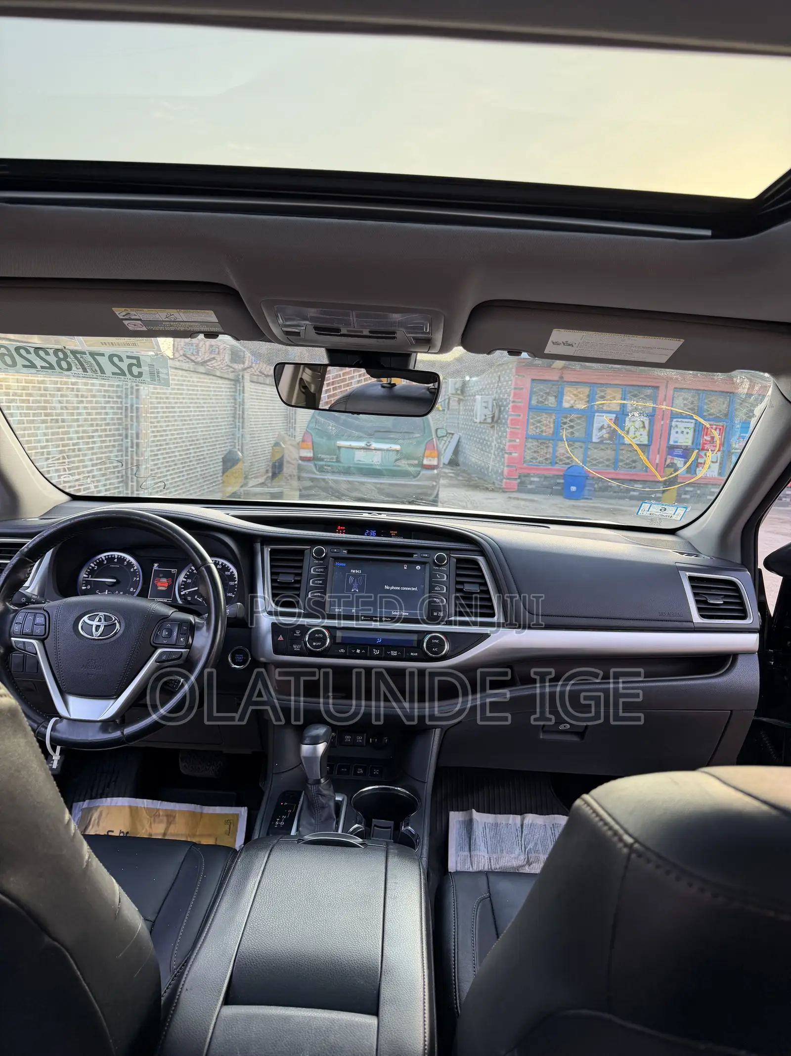 Toyota Highlander XLE 4x4 V6 (3.5L 6cyl 8A) 2018 Black