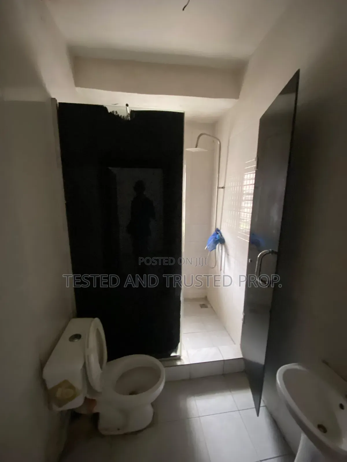 4bdrm Duplex in Osapa London for rent