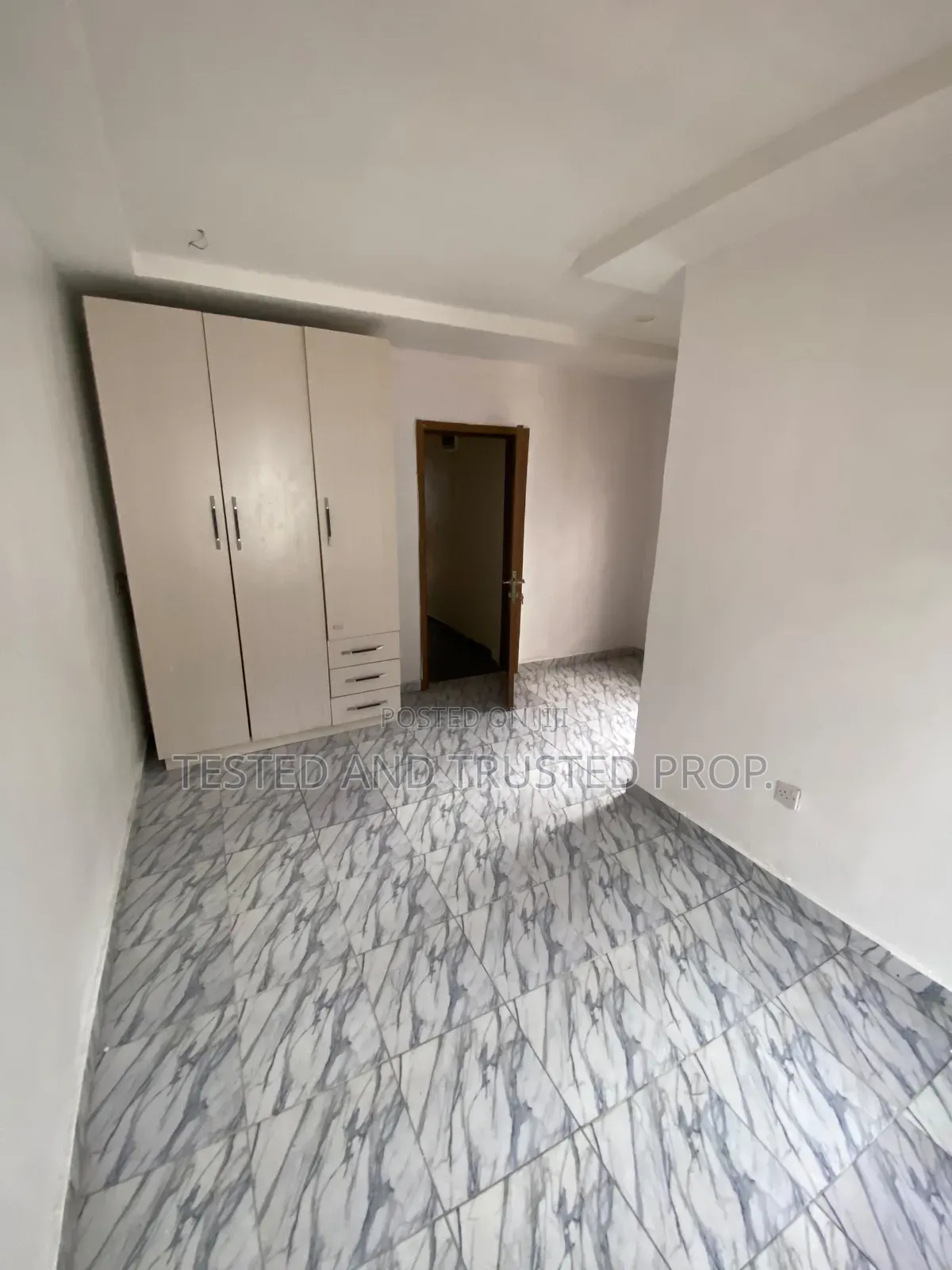 4bdrm Duplex in Osapa London for rent