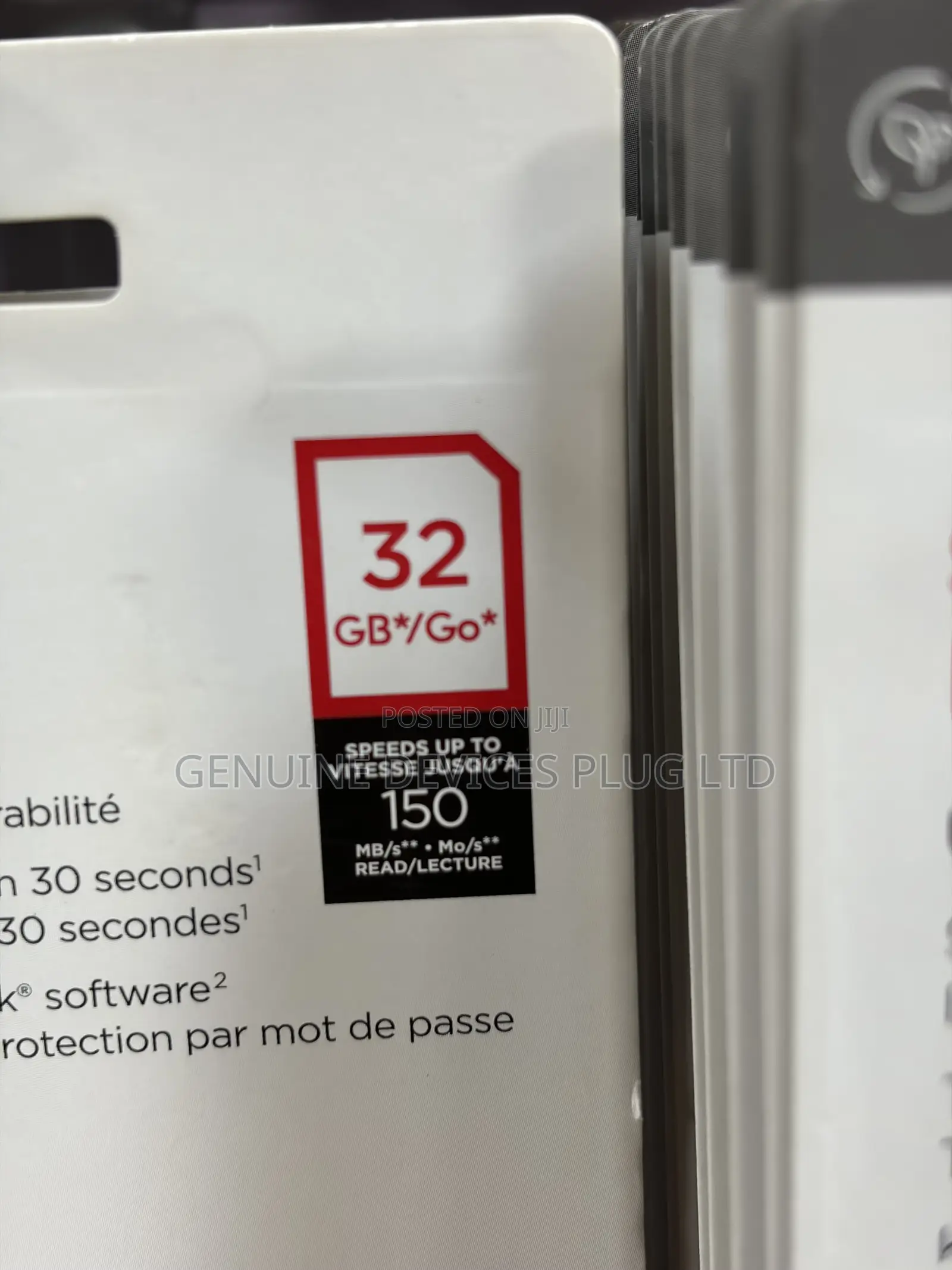 SanDisk Ultra Flair USB 3.0 Flash Drive - 32GB