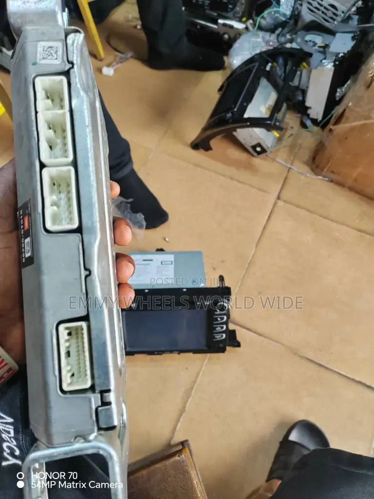 Factory Filted Amplifier for Toyota Venza 2013 Model Available